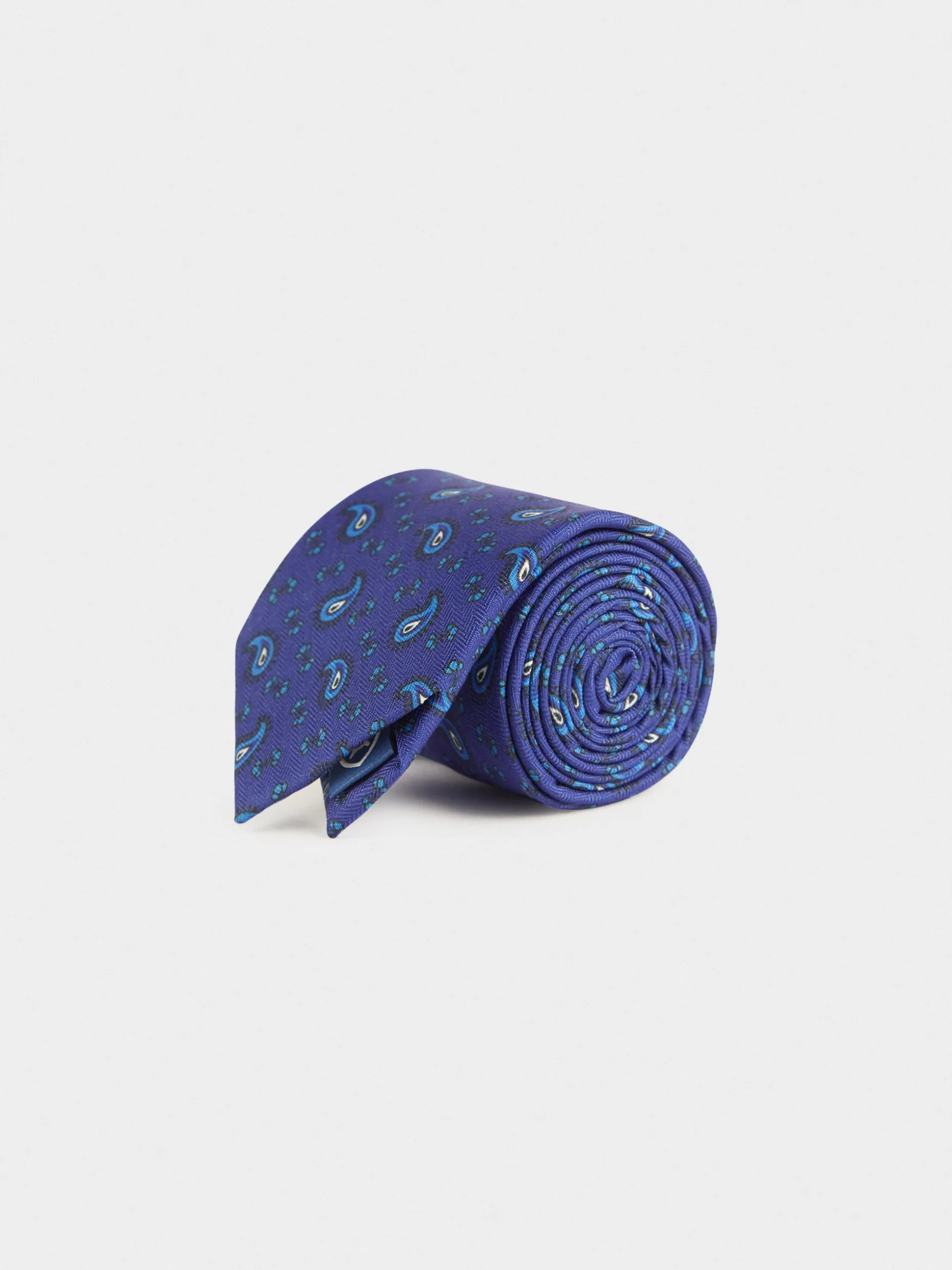 Cravatta Elegante con Stampa Esclusiva - Collezione Alvaro Moreno in Offerta Limitata