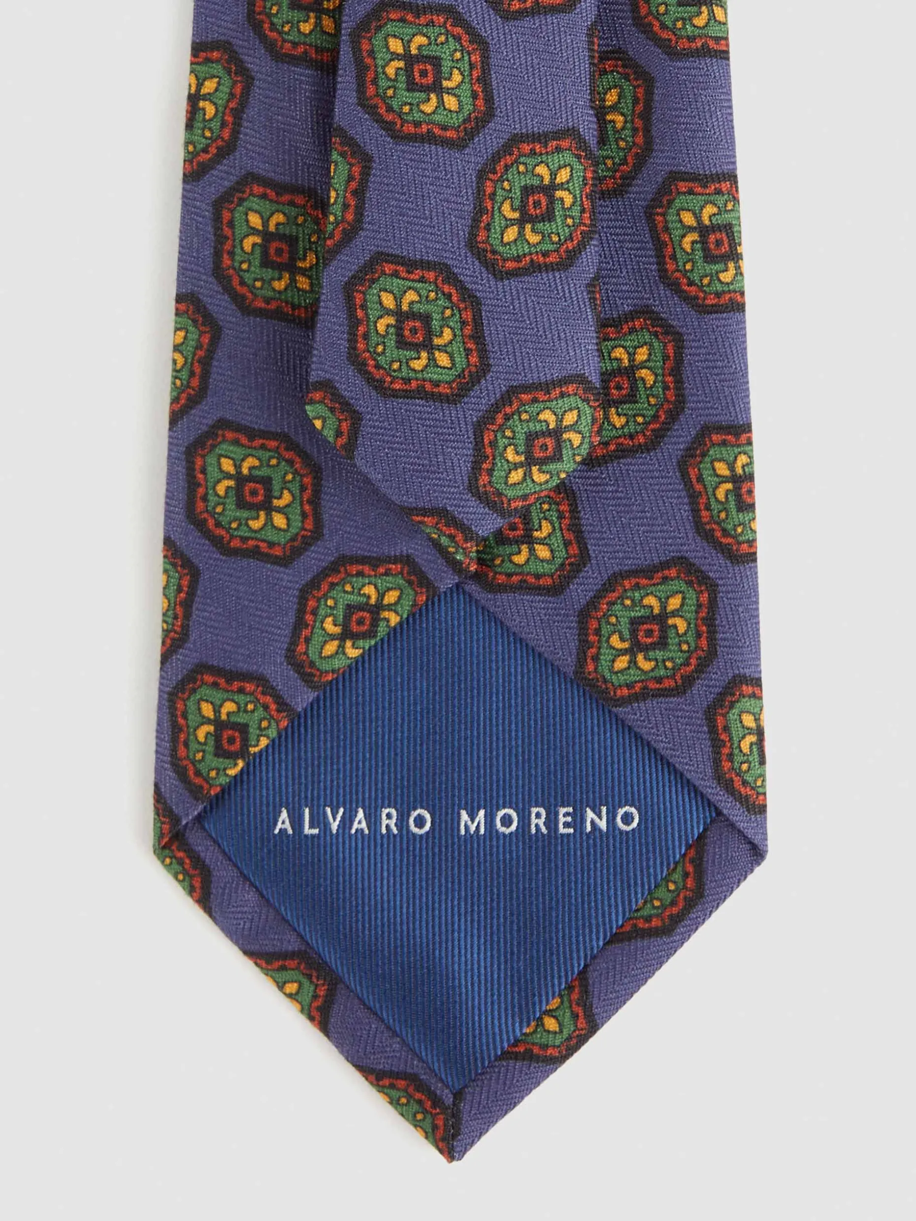 Cravatta Elegante con Stampa Artistica | Design Esclusivo di Alvaro Moreno | Stile Moderno e Raffinato