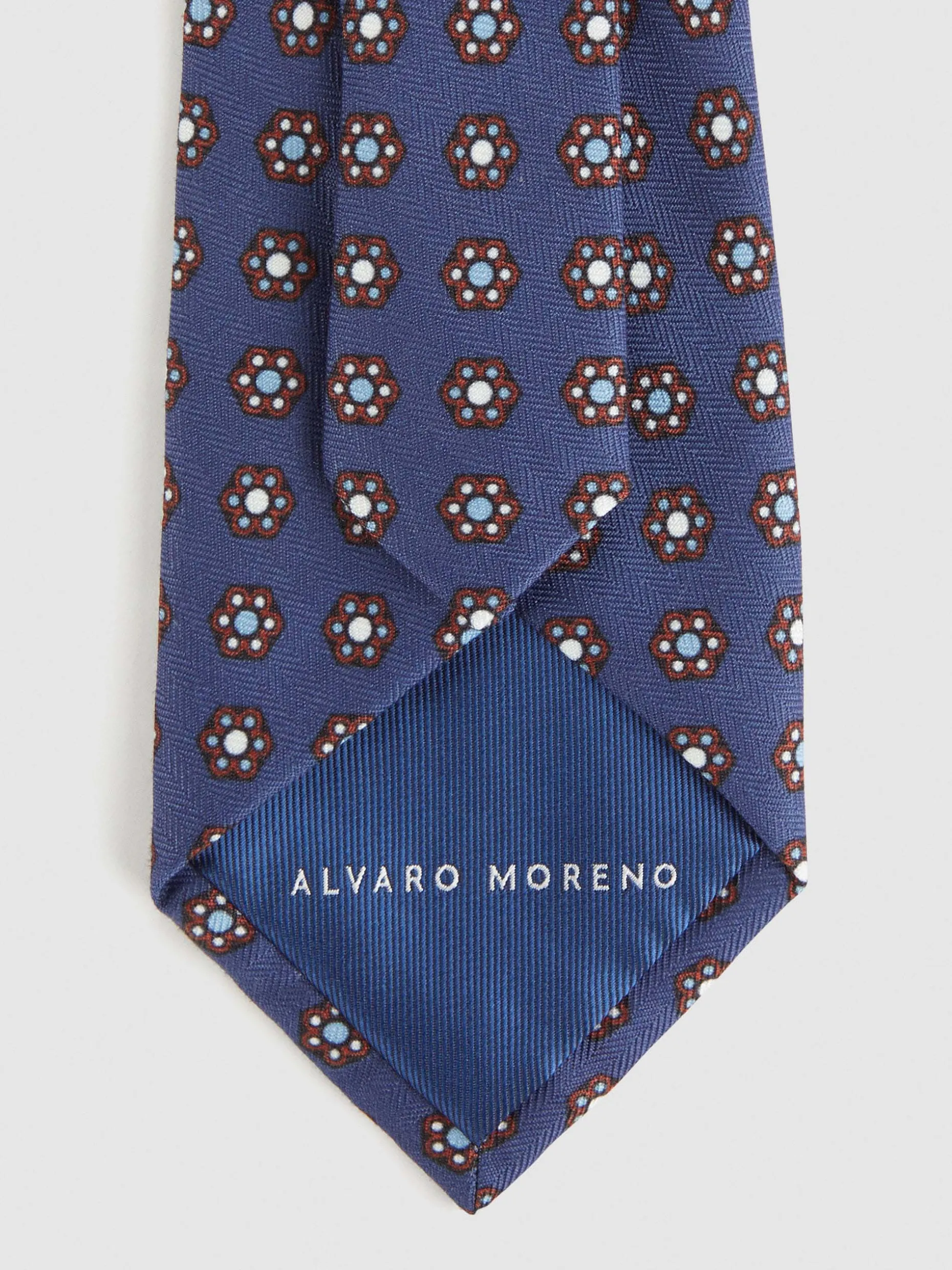 Cravatta Elegante con Stampa Esclusiva - Promozione Lampo di Alvaro Moreno (Tempo Limitato!)