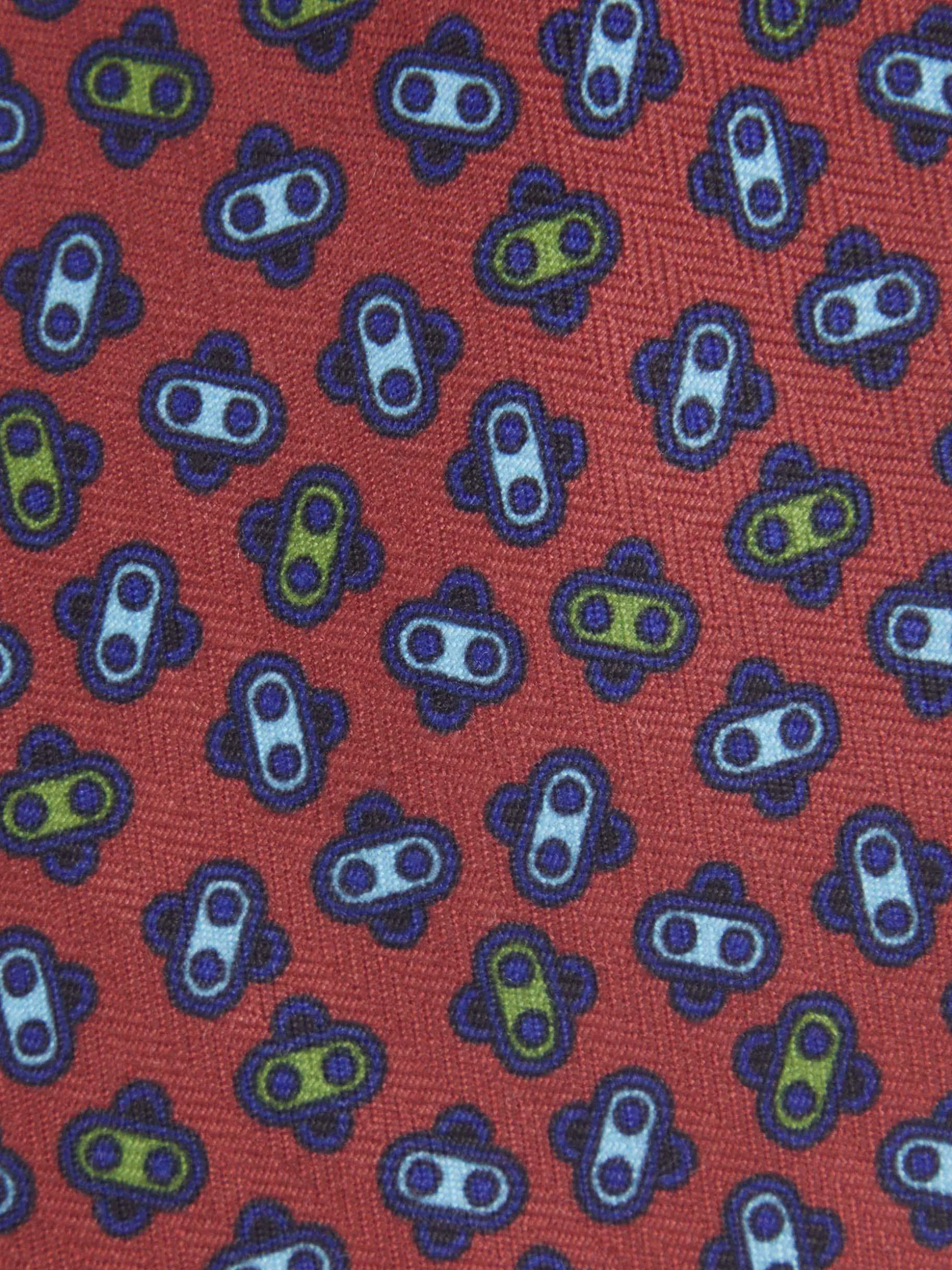 Cravatta Elegante con Motivo Floreale - Design Esclusivo Boutique Alvaro Moreno