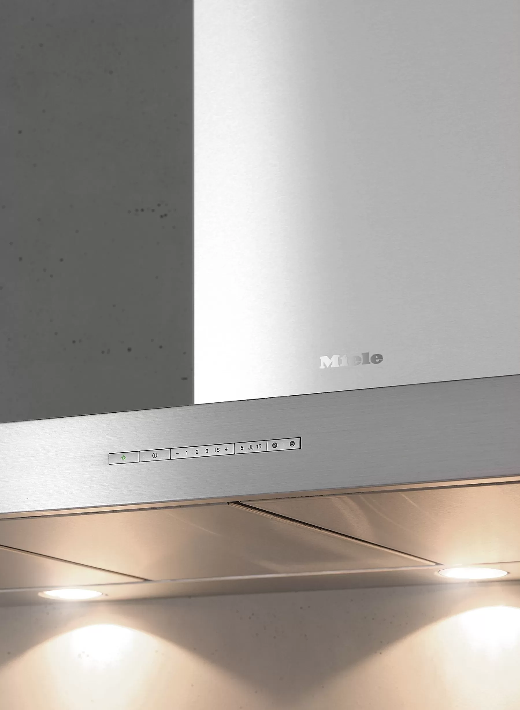 Cappa aspirante Miele DA 6596-W Puristic Canto - Design elegante e prestazioni silenziose per la tua cucina moderna