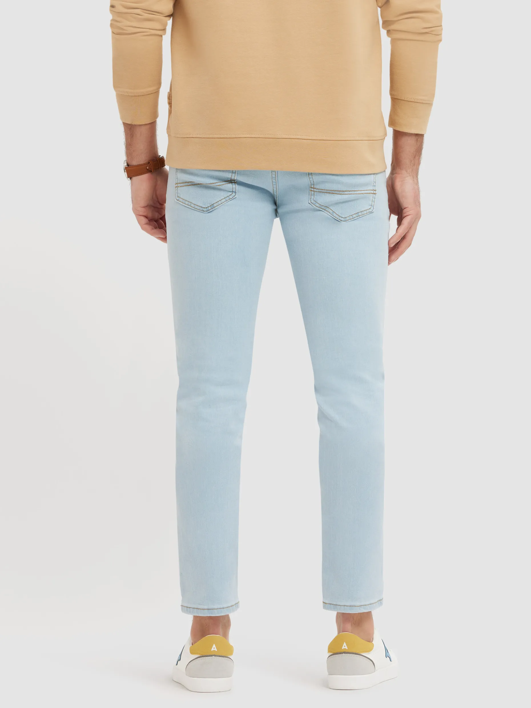 Jeans Regular Fit Alvaro Moreno - Modello Classico a Prezzo Economico, Conforto Garantito e Stile Senza Tempo.