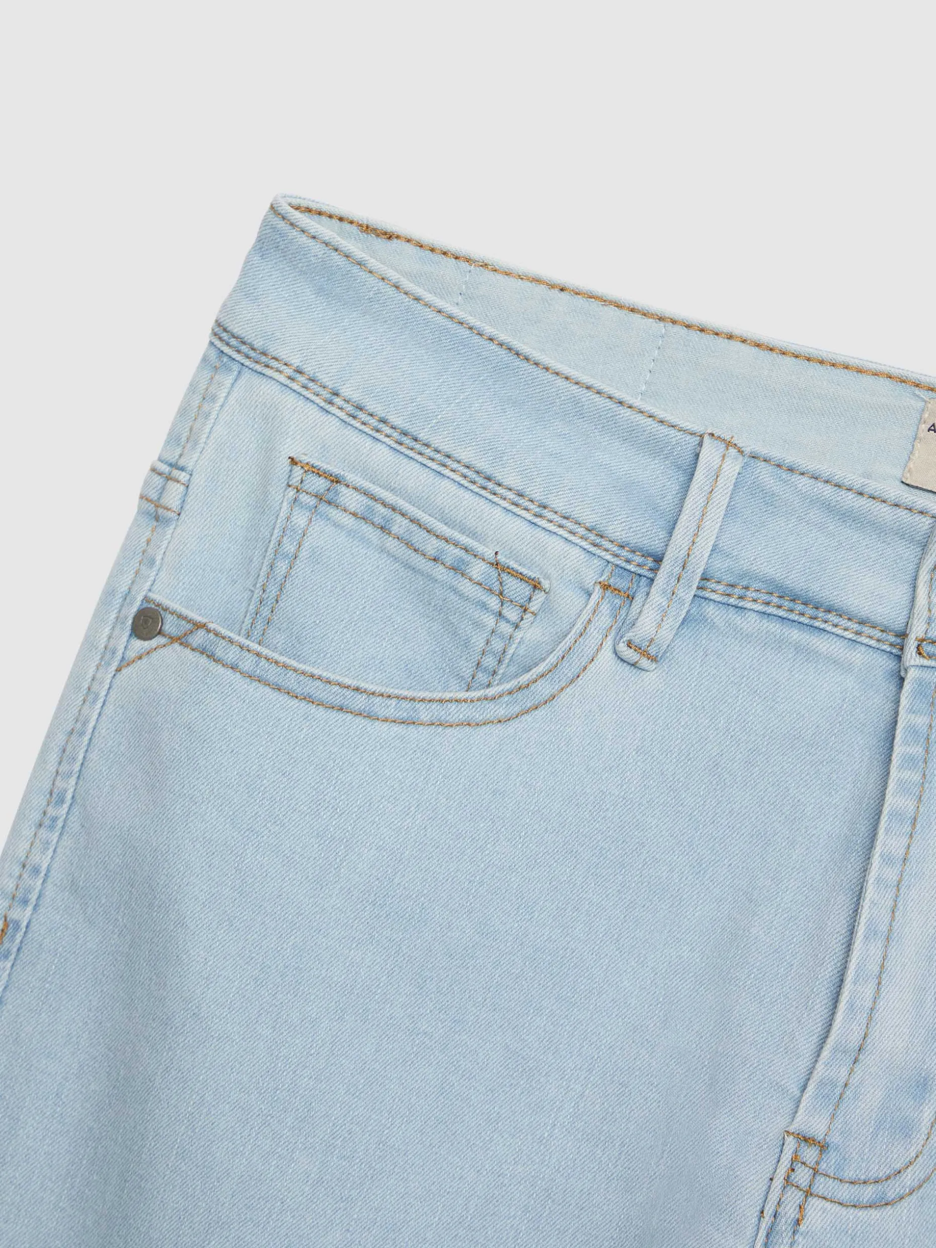 Jeans Regular Fit Alvaro Moreno - Modello Classico a Prezzo Economico, Conforto Garantito e Stile Senza Tempo.