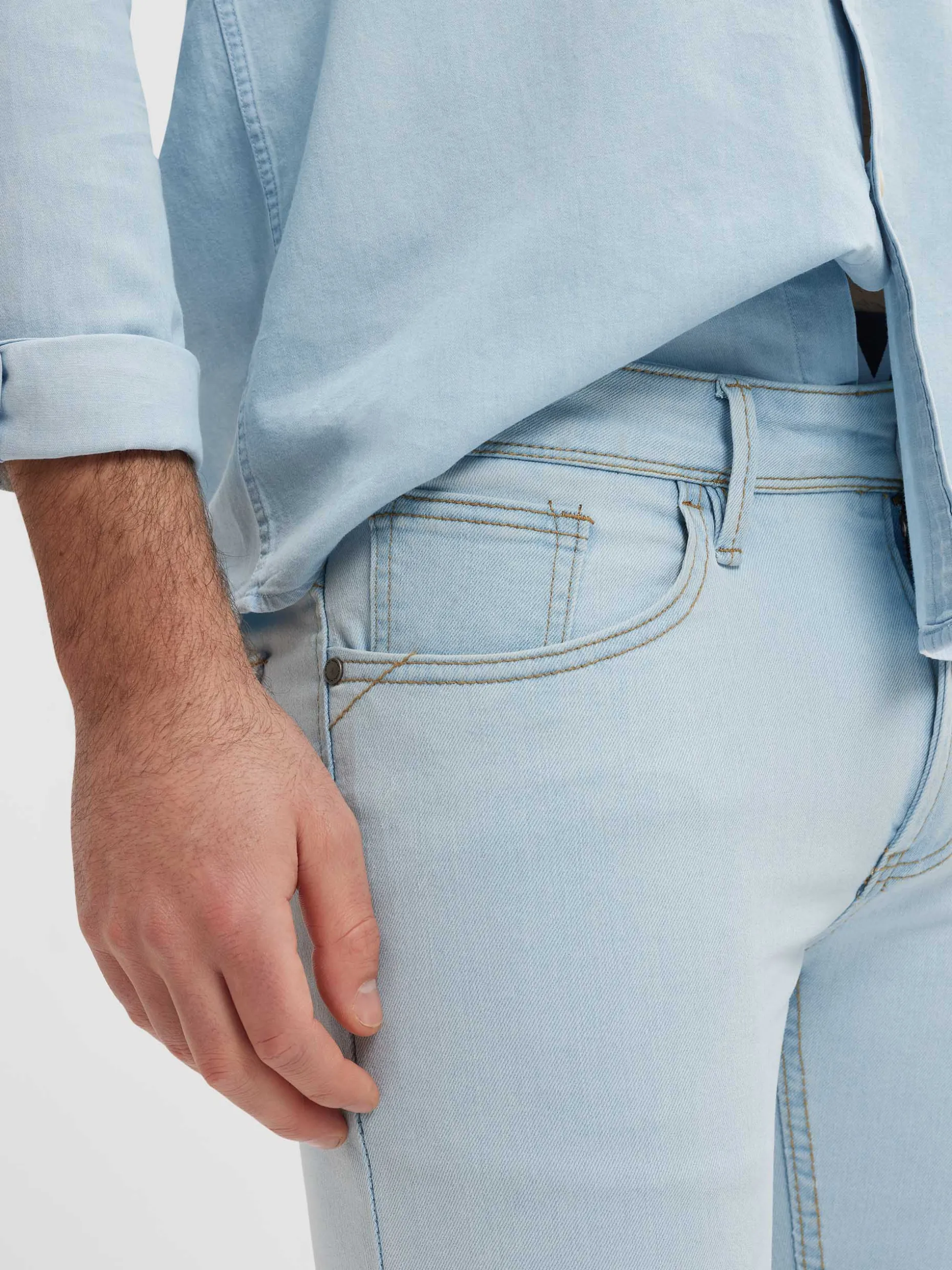 Jeans Slim Ultra Elastici Alvaro Moreno - Taglio Avvolgente in Denim Premium, Disponibili in Outlet con Sconto Esclusivo (Blu Classico, Spedizione Gratis)