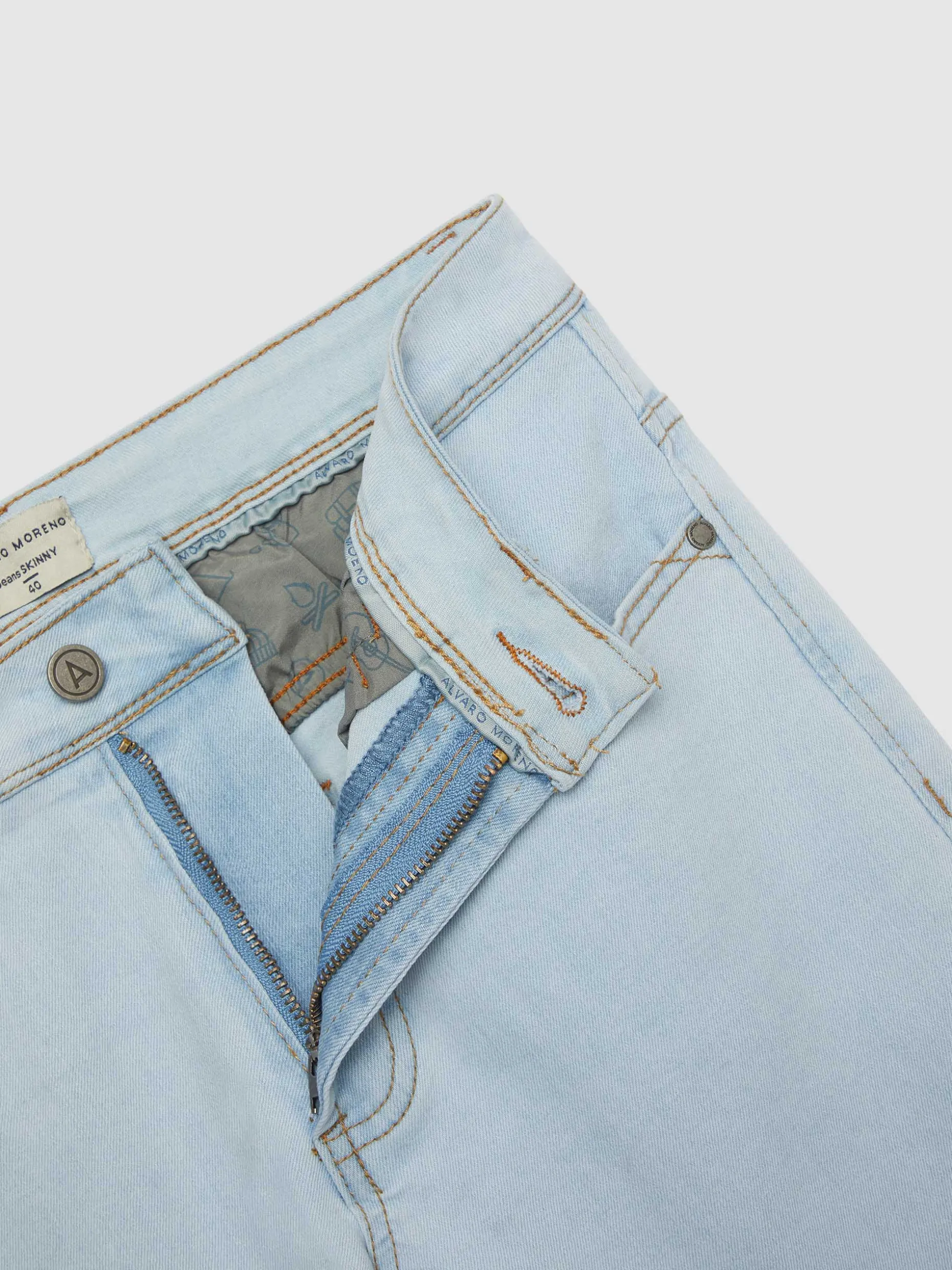 Jeans Slim Ultra Elastici Alvaro Moreno - Taglio Avvolgente in Denim Premium, Disponibili in Outlet con Sconto Esclusivo (Blu Classico, Spedizione Gratis)