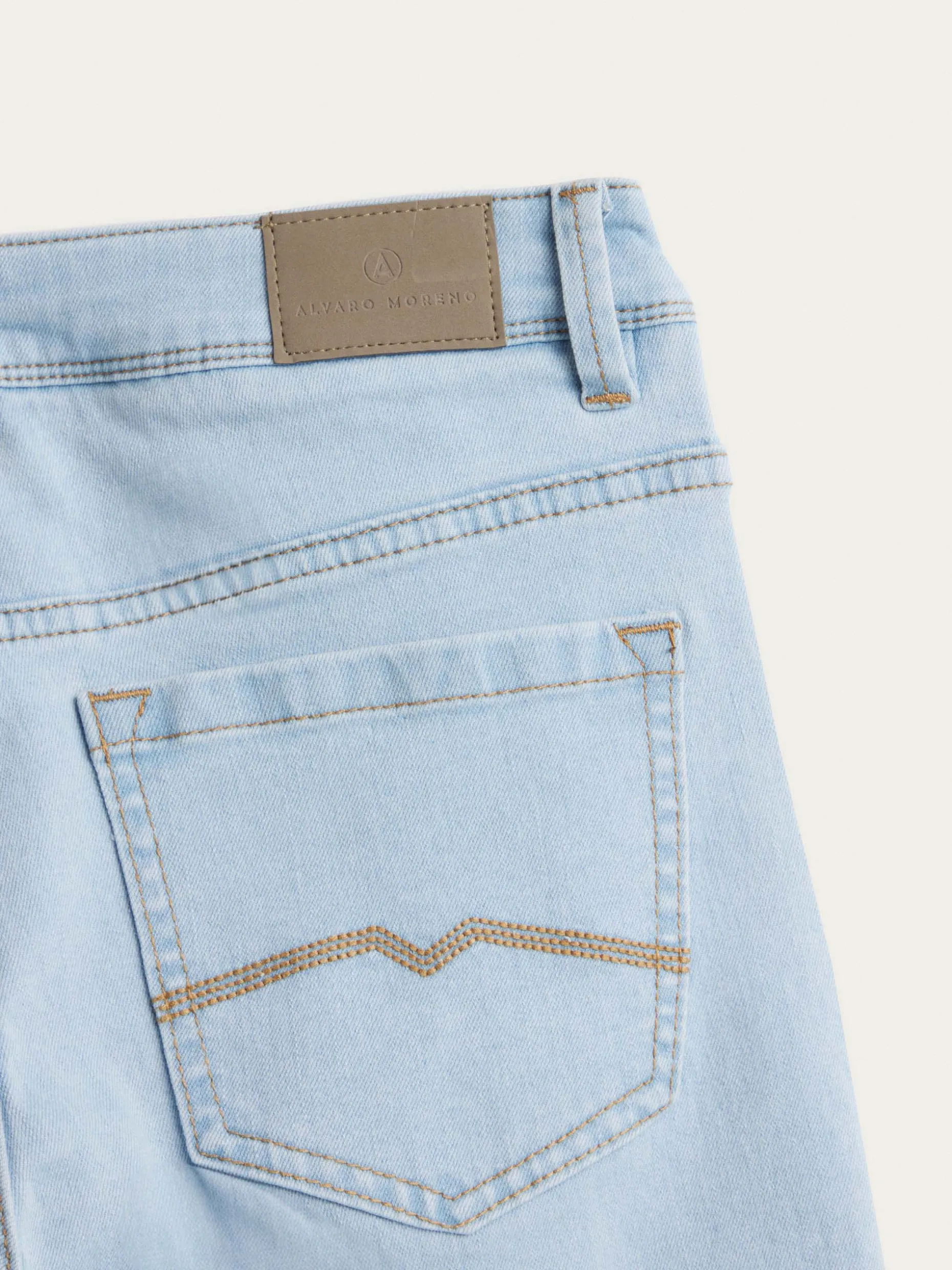 Jeans Ultra Stretti Firmati Alvaro Moreno - Taglio Moderno e Confezione Premium per Look Contemporaneo