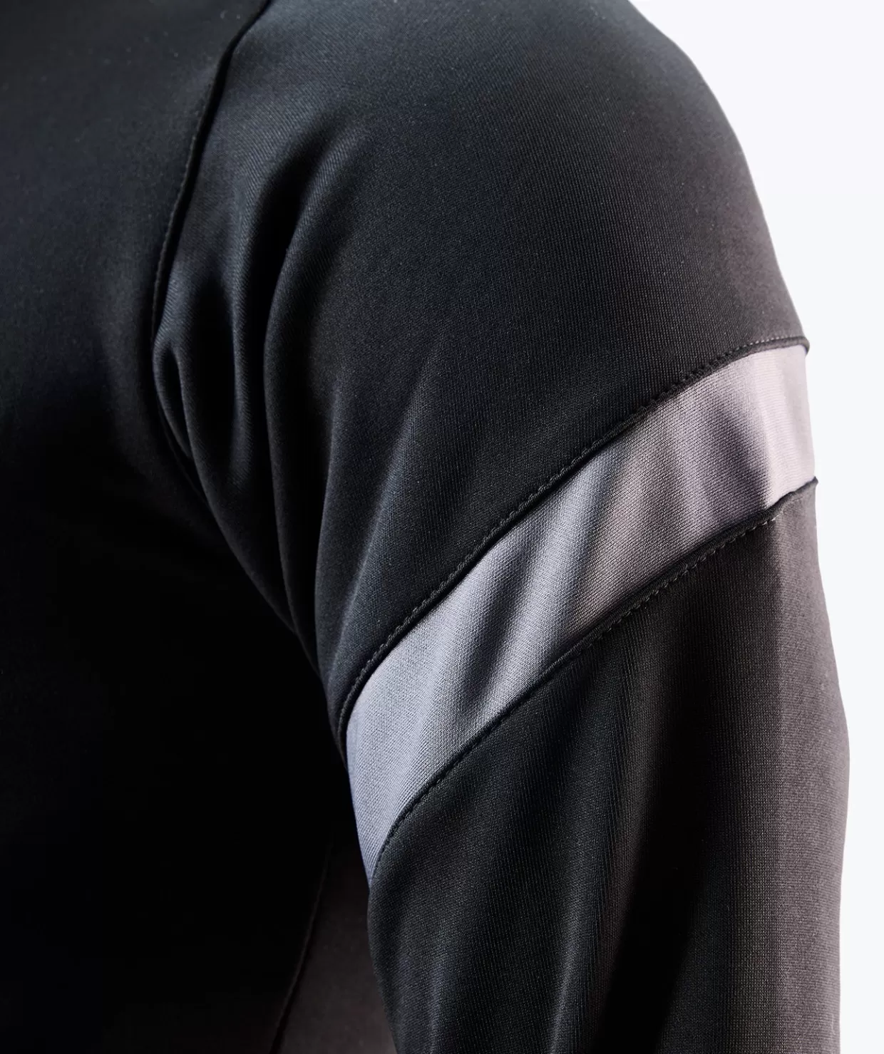 Tuta Sportiva T1TAN - Completo Allenamento Traspirante con Design Ergonomico e Rifiniture Premium