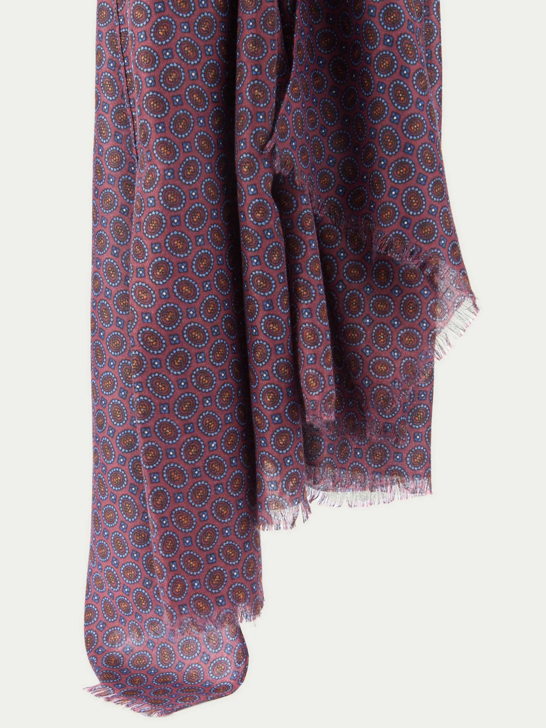 Sciarpa Stampa Elegante con Motivi Artistici | Collezione Autunnale Moreno Alvaro - Edizione Limitata e Sconti Esclusivi