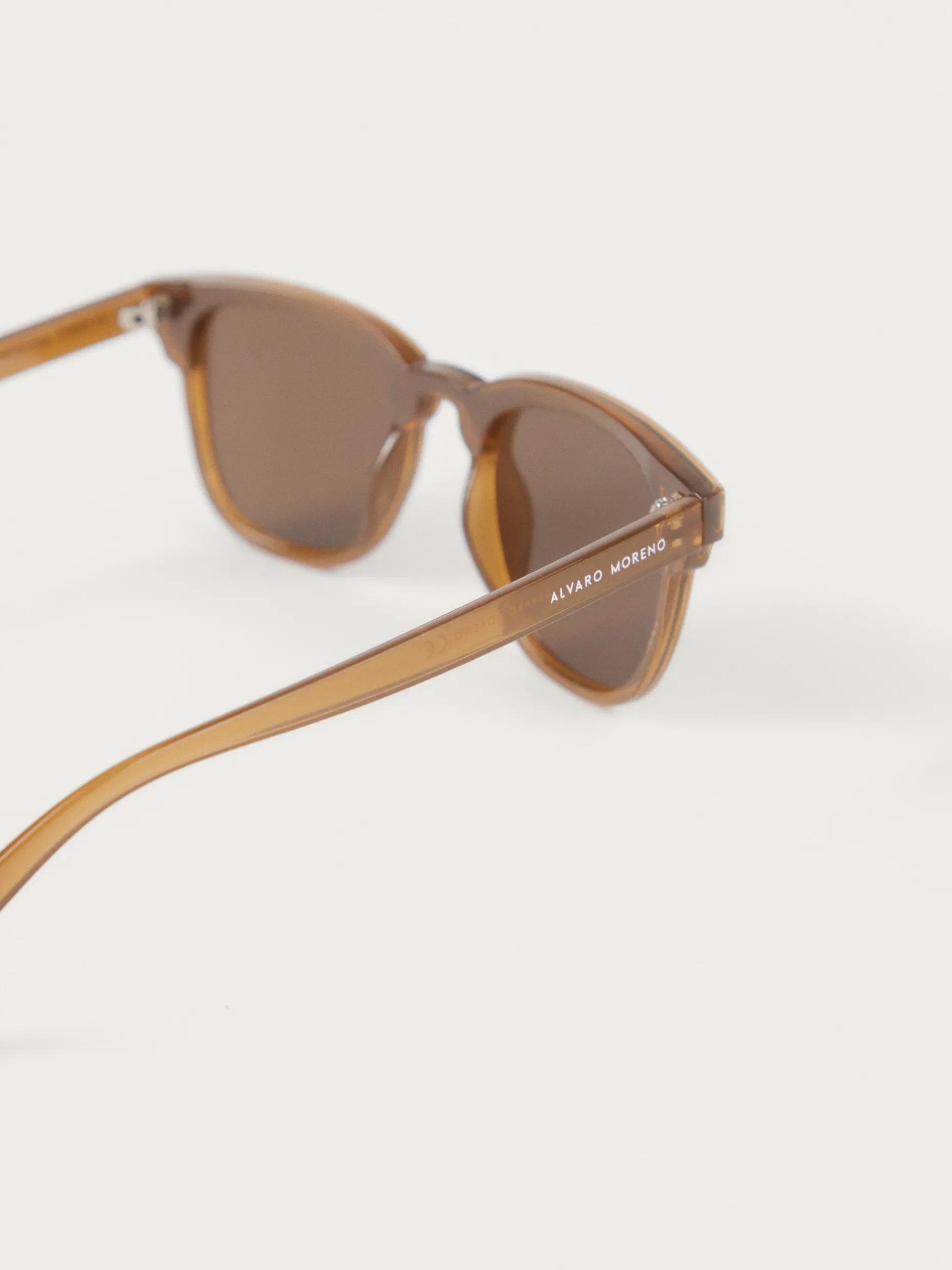 Occhiali da Sole Eleganti per Uomo - Design Moderno di Alvaro Moreno, Linea Hot Esclusiva