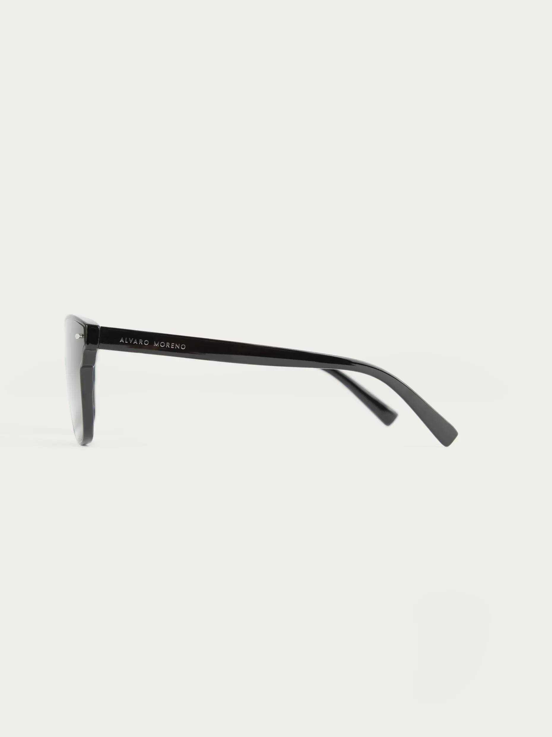 Occhiali da Sole Alvaro Moreno Uomo – Design Classico con Prezzo Accessibile