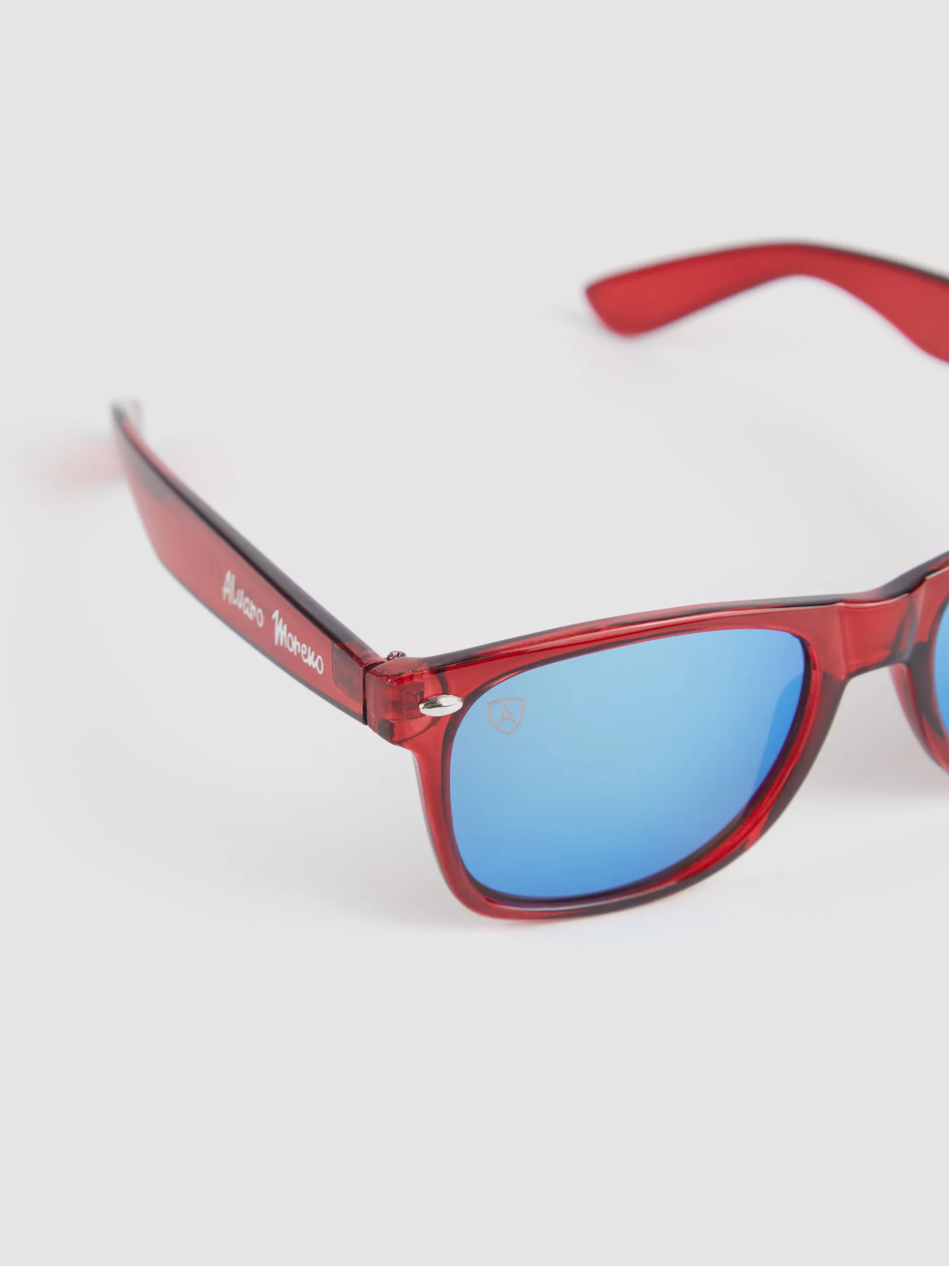 Occhiali Jack Junior: Stile e Comfort per Giovani Esploratori - Collezione Alvaro Moreno