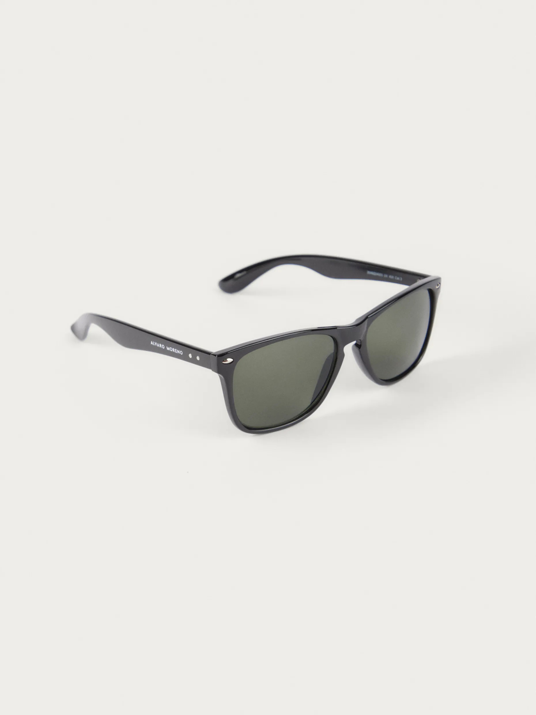 Occhiali Jacky - Modello Unisex con Design Moderno | Promozione Alvaro Moreno - Consegna Rapida