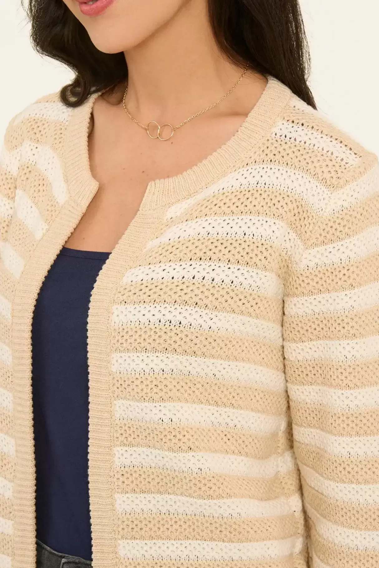 Maglioni e Gilet NAF NAF: Gilet Mouette per Stile e Comfort Quotidiano