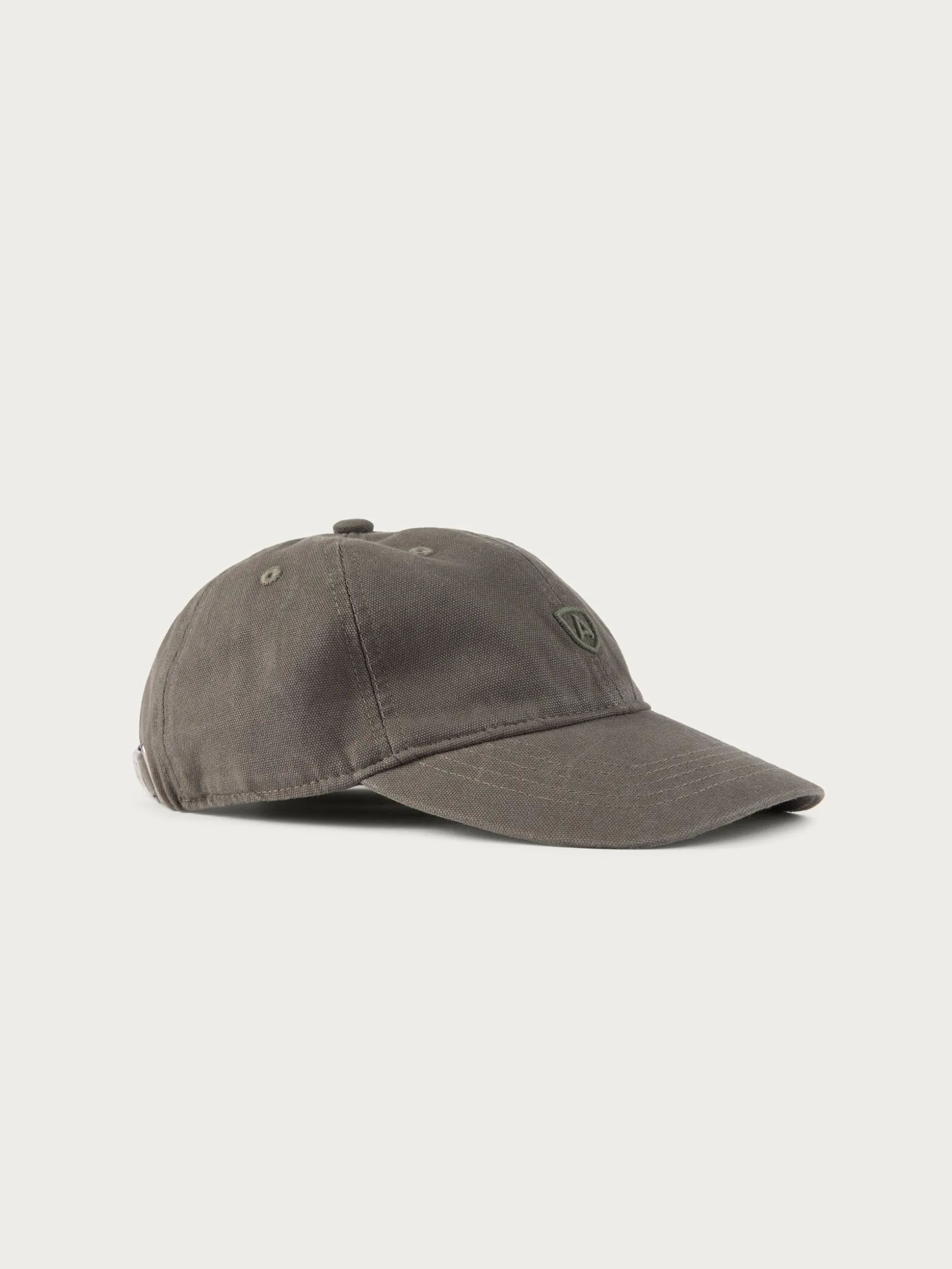 Alvaro Moreno: Gorra Classica in Edizione Limitata - Offerta Lampo con 50% di Sconto!