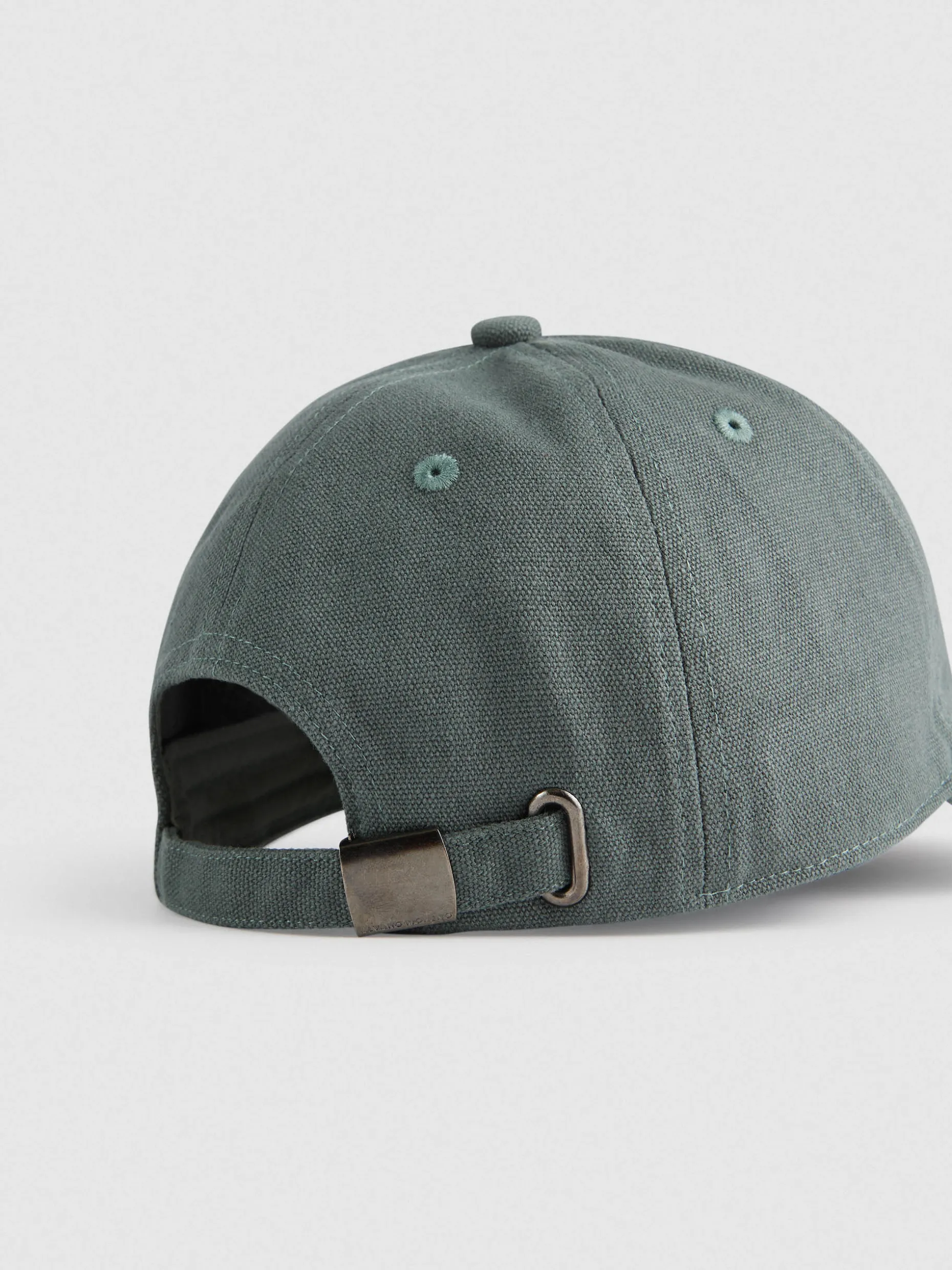 Alvaro Moreno Cappello Iconico - Design Classico Italiano per Uomo Stagione Autunno/Inverno