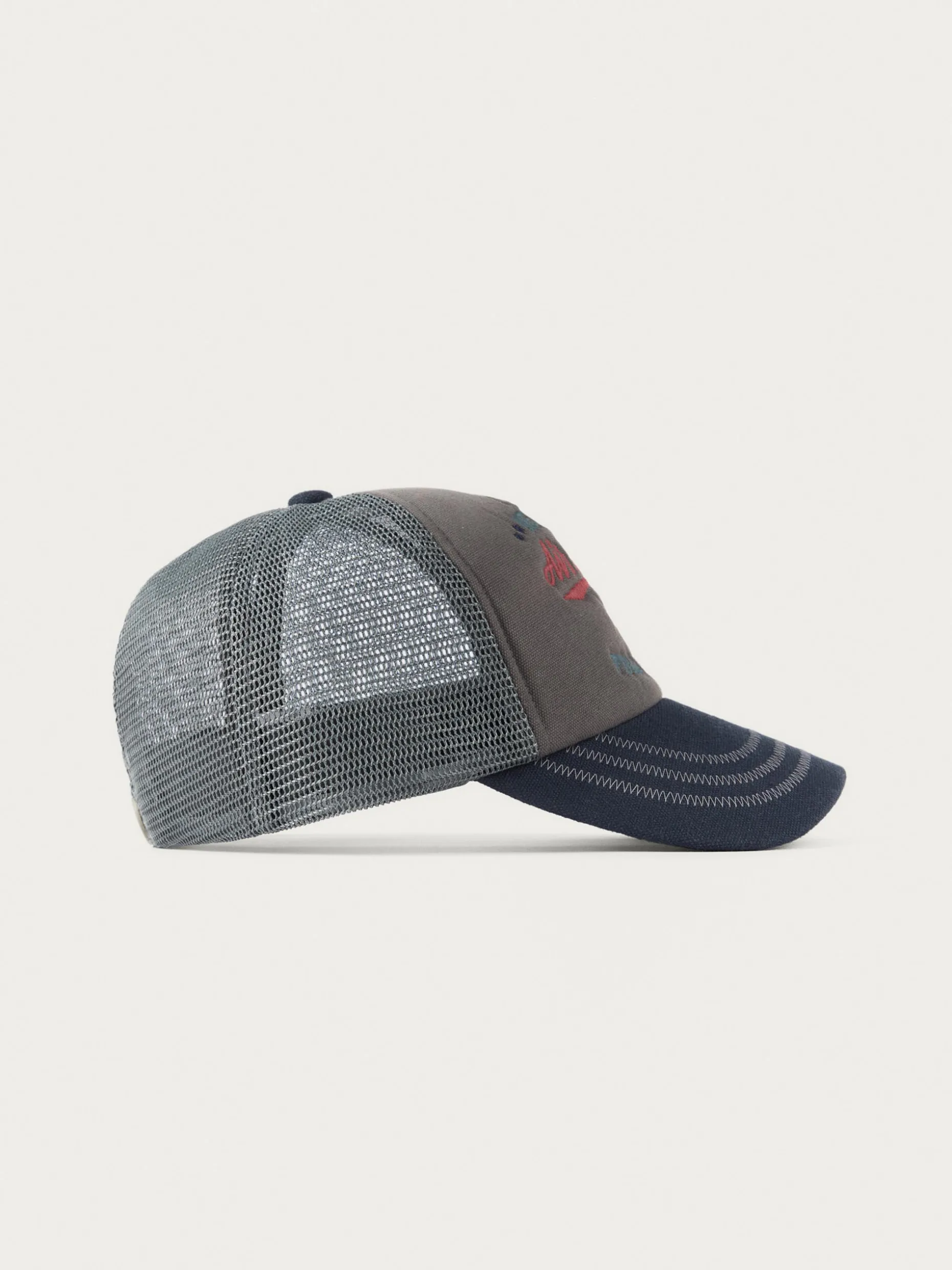 Cappello Nevada di Alvaro Moreno - Offerta Imperdibile a Edizione Limitata