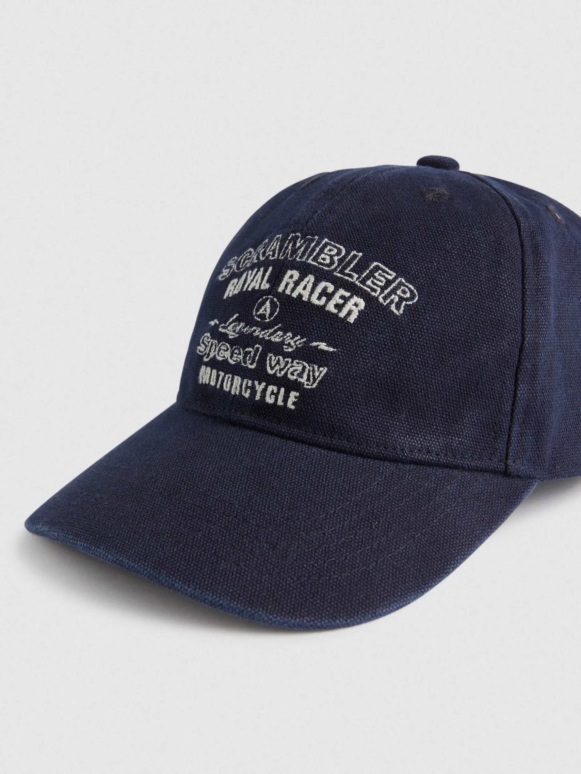 Offerta Flash: Cappello Scrambler Firmato Alvaro Moreno - Edizione Limitata con Sconto Imperdibile!