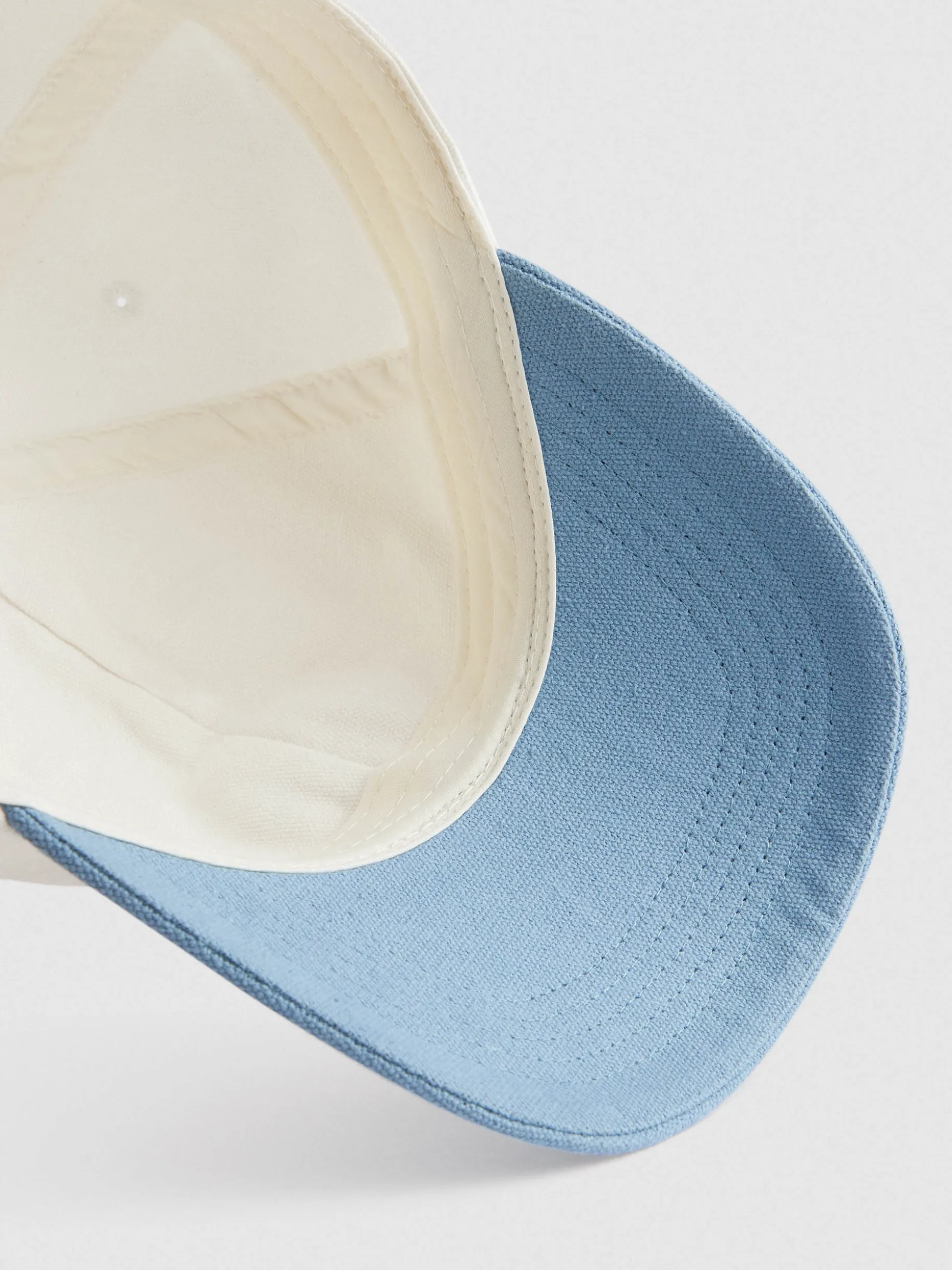 Alvaro Moreno: Gorra da Surf con Protezione UV - Stile Marino Moderno & Comoda per Tutto il Giorno (Offerta Limitata!)