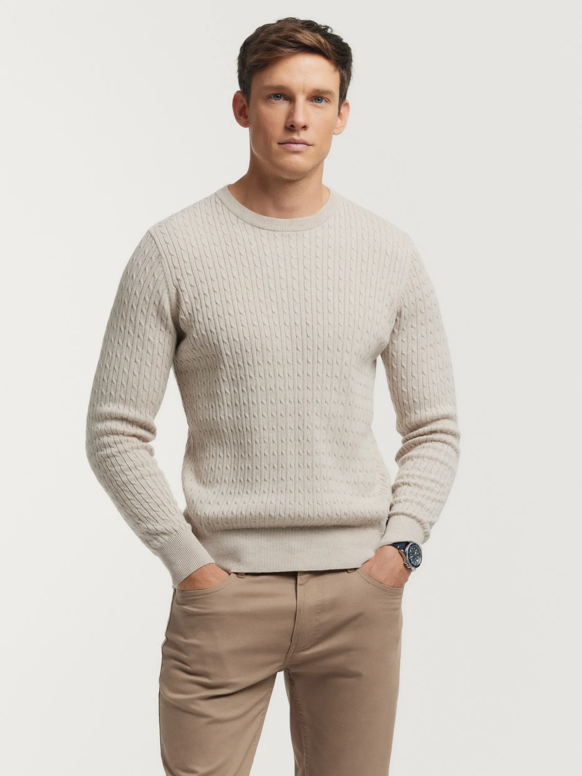 Maglia Sportiva Ochos | Design Esclusivo di Alvaro Moreno | Nuova Collezione 2024

(: 
1. Felpa Ochos Premium con Stile Moderno - Collaborazione Alvaro Moreno 2024
2. Maglia Streetwear Ochos - Edizione Limitata Firmata Alvaro Moreno
3. Felpa Unisex Ochos Design Contemporaneo - Nuova Versione Alvaro Moreno)