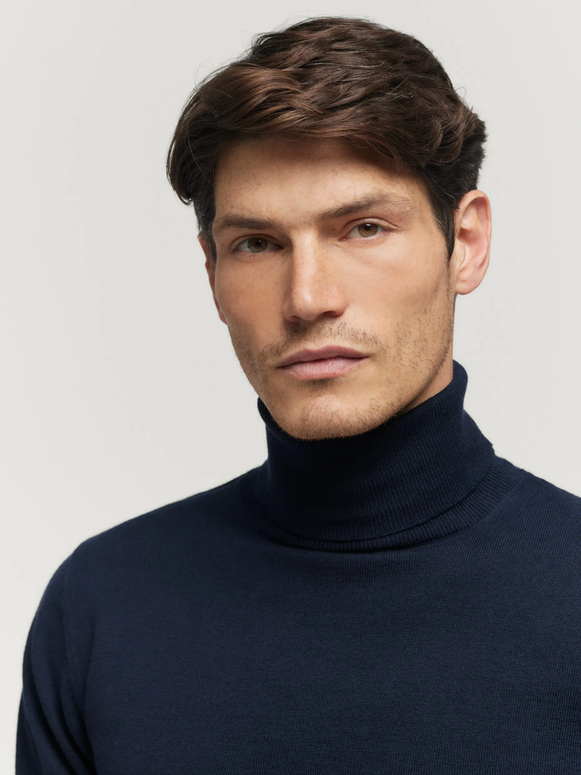 Girocollo in Maglia Jersey Confortevole - Design Esclusivo di Alvaro Moreno per Stile Casual-Chic