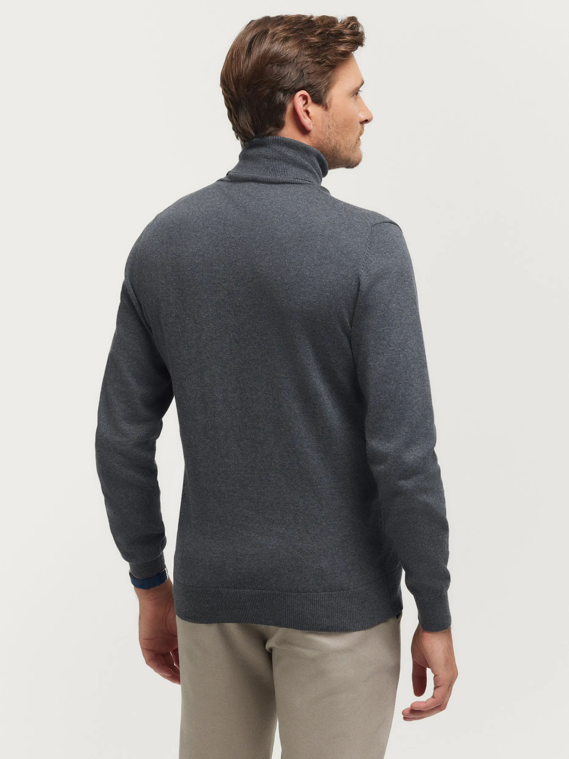 Maglia Confezione Morbida con Collo Avvolgente | Design Esclusivo Alvaro Moreno