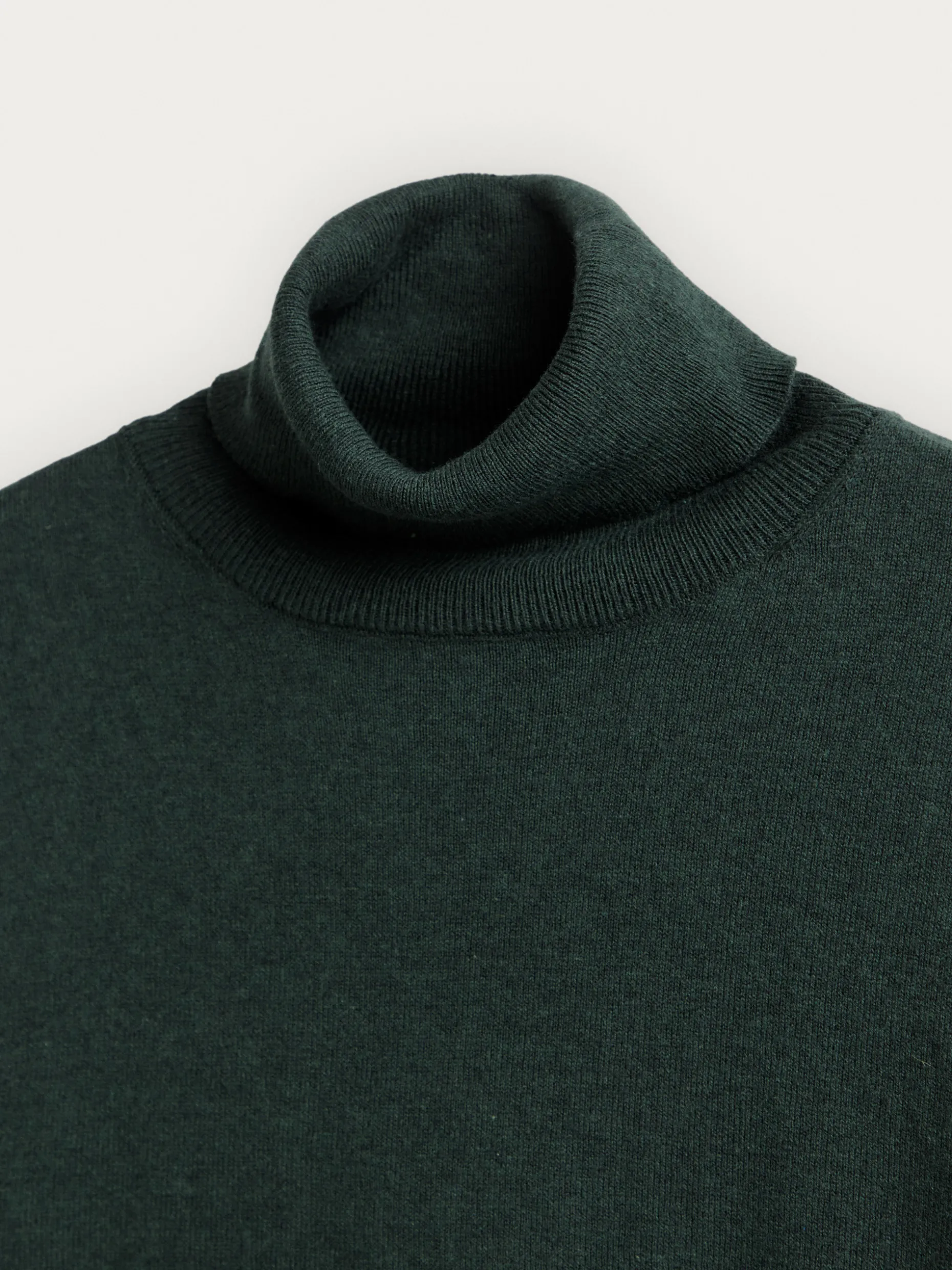 Maglina con Colletto Arrotolato - Edizione Speciale Alvaro Moreno per Look Casual

（：