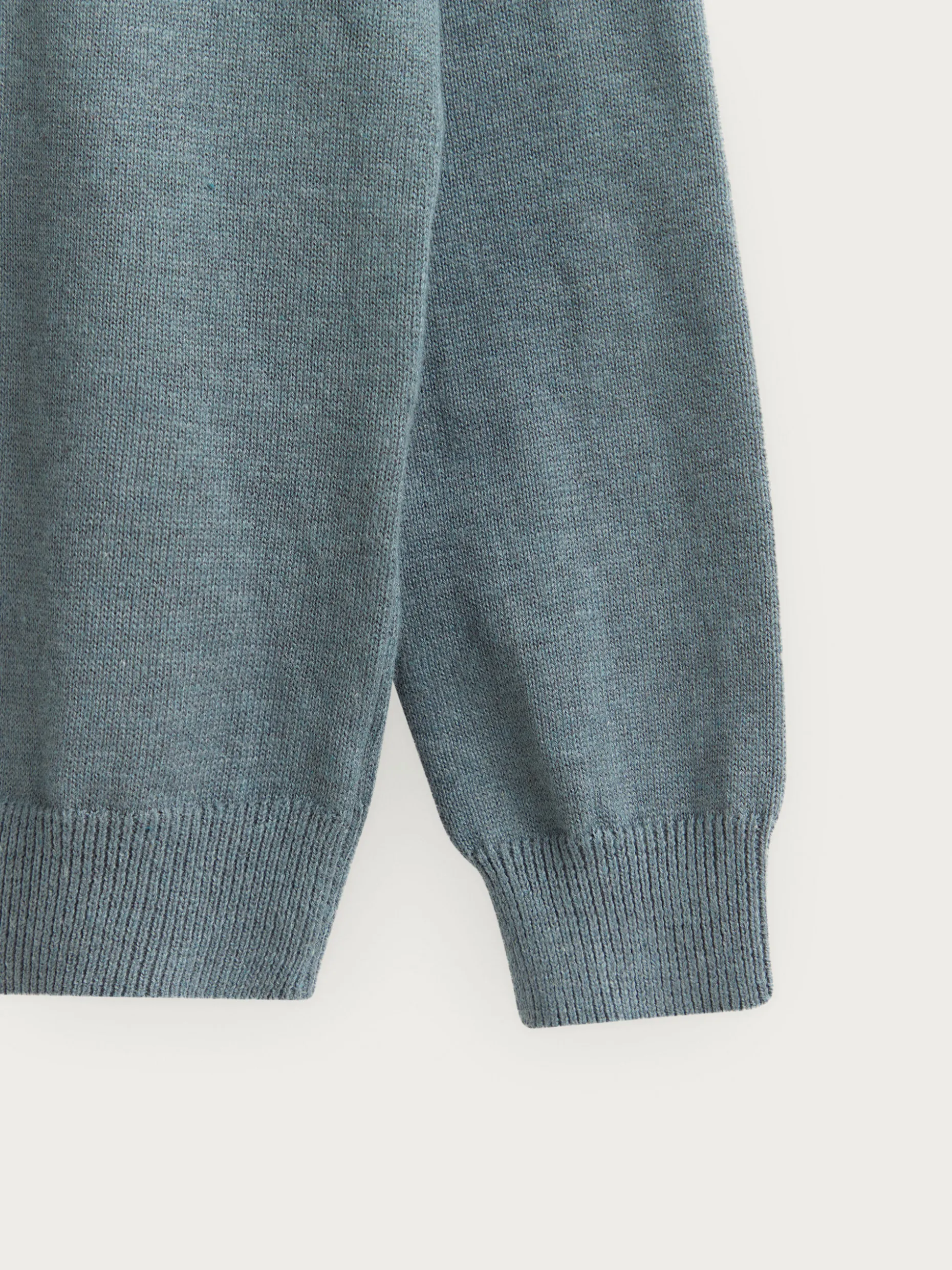 Maglia a Girocollo Bambini in Cotone Morbido - Design Classico Outlet Alvaro Moreno

：

Maglietta a Collo Tondo per Ragazzini - Cotone Traspirante | Collezione Outlet Alvaro Moreno