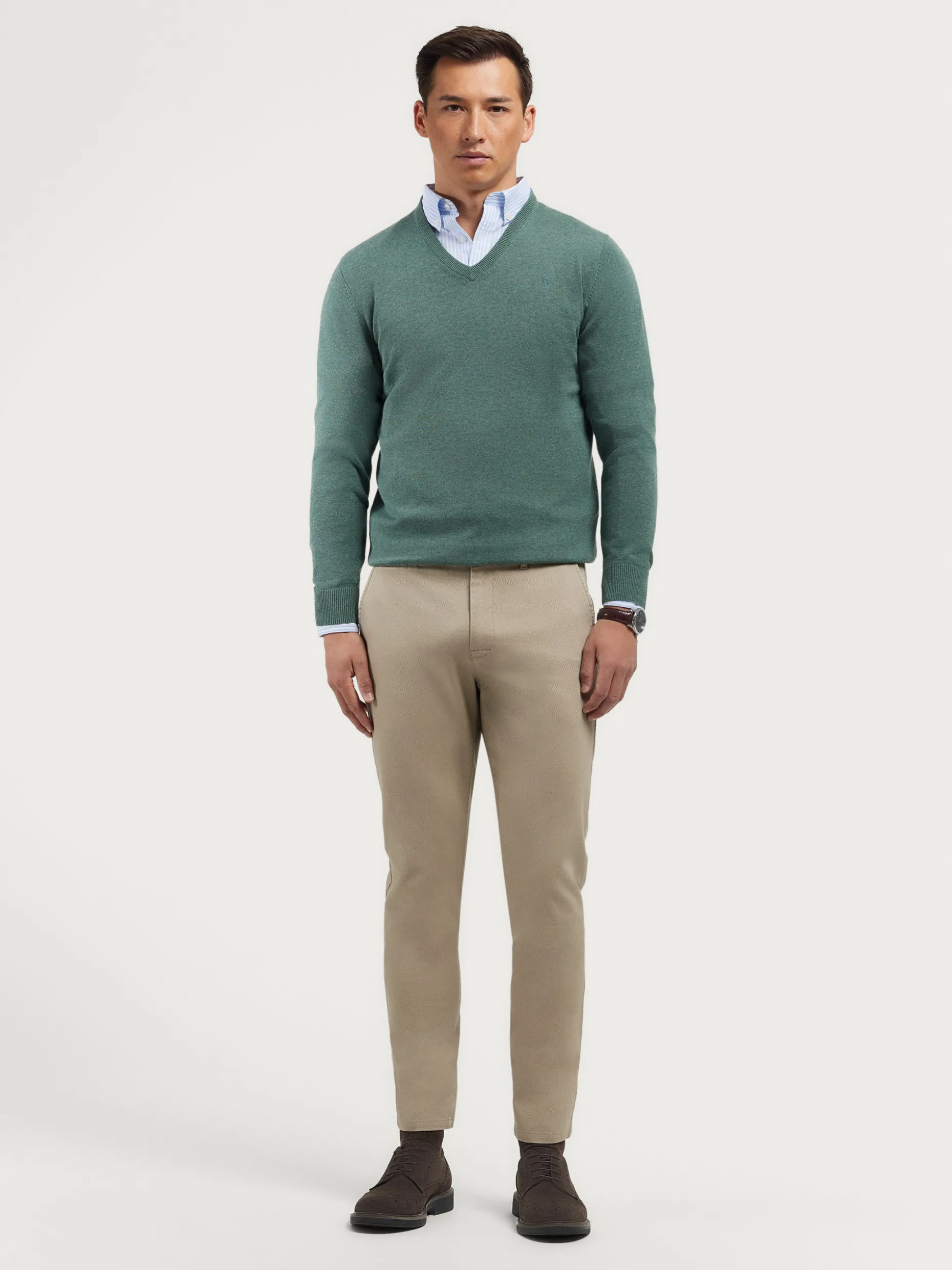 Maglia con Scollo a V in Puro Cotone - Tendenze Moda Primavera/Estate 2024 di Alvaro Moreno - Prezzo Imbattibile