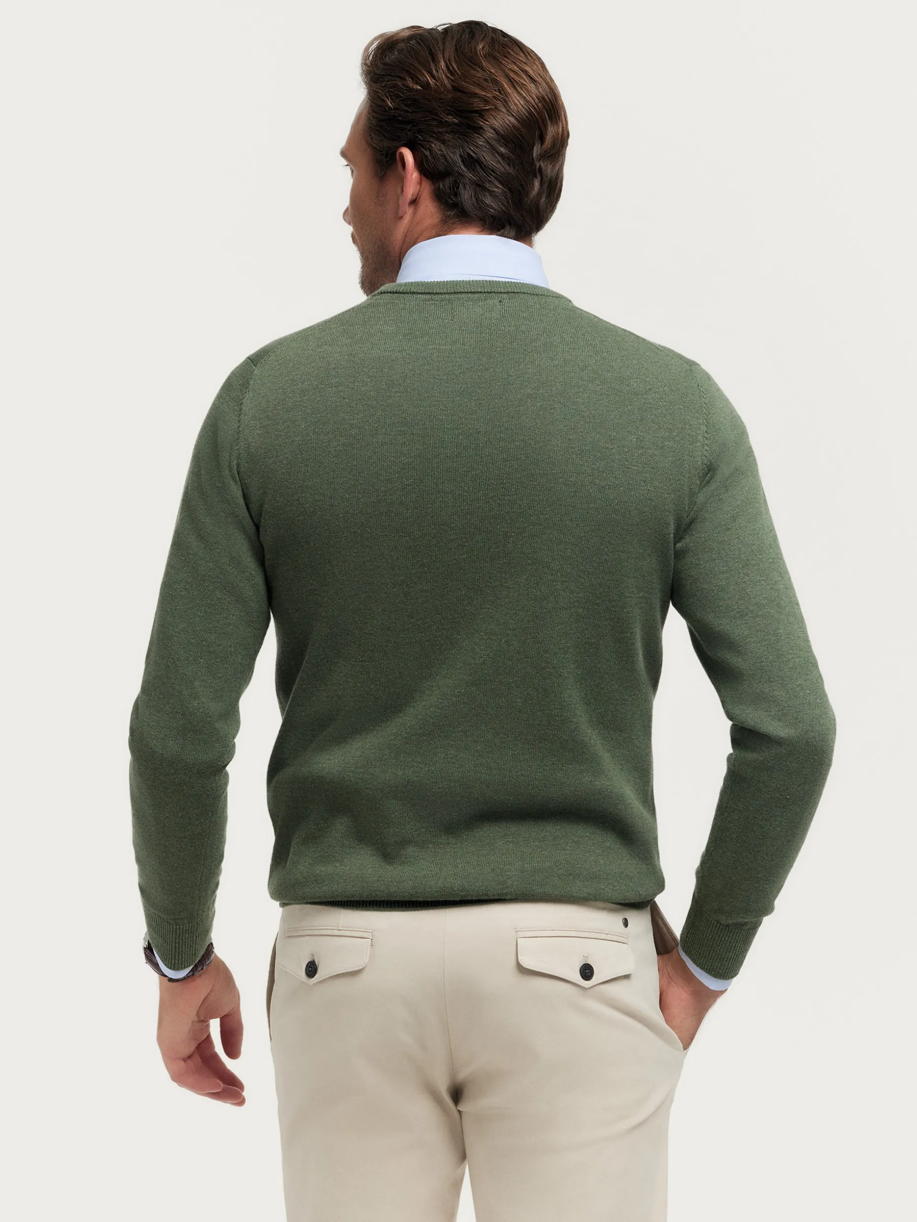 Maglia Elegante in Jersey con Scollatura a V - Stile Alvaro Moreno | Promo 50% Sconto Solo Oggi!