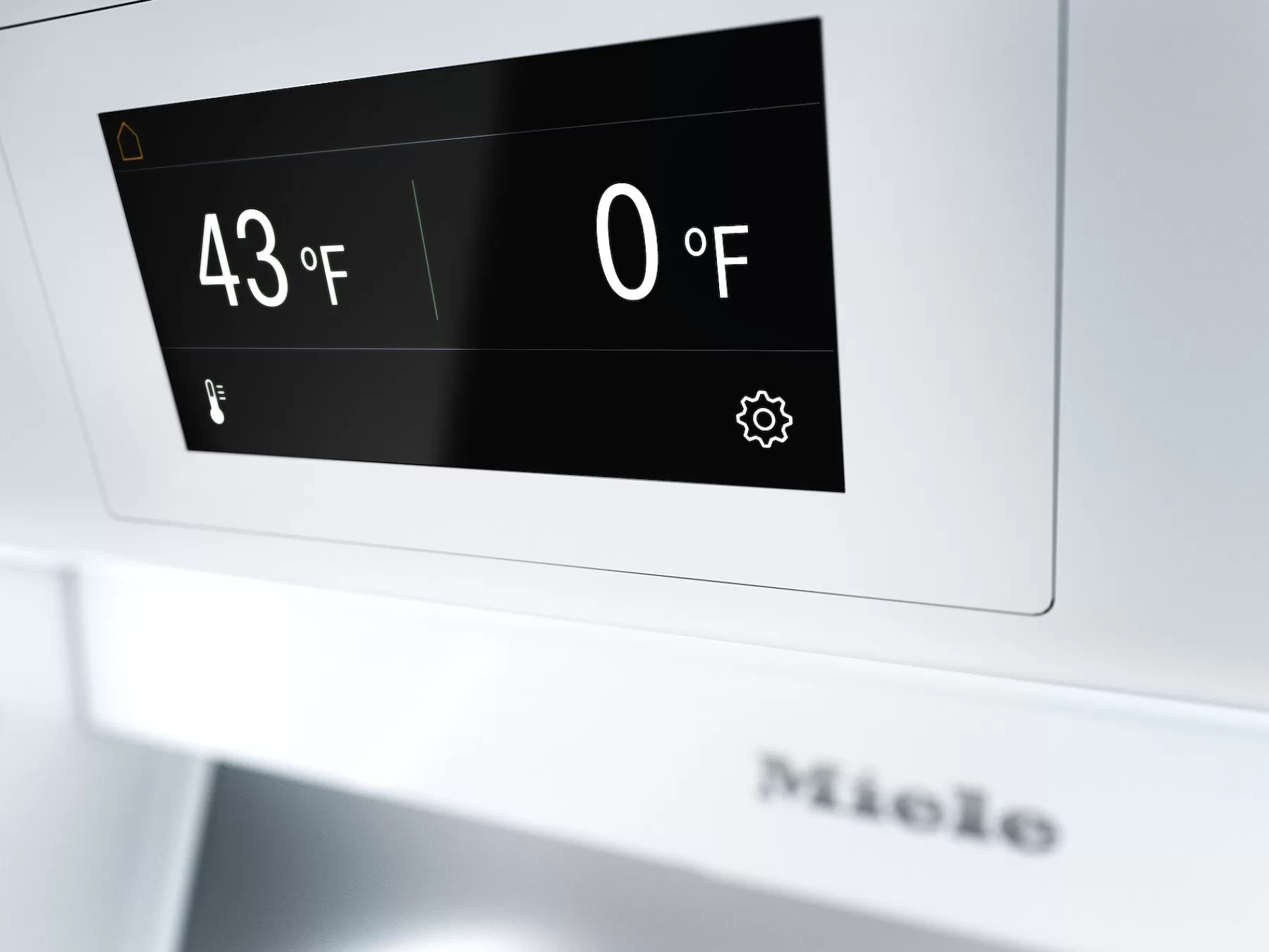 Miele Mastercool, Frigorifero Elegante Modello KF 2902 SF con Tecnologia Avanzata per una Conservazione Ottimale