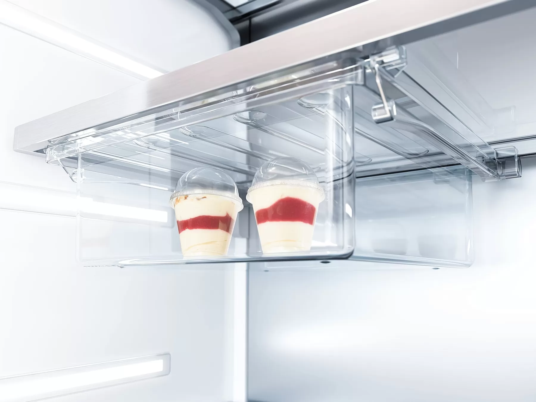 Miele Mastercool, Frigorifero Elegante Modello KF 2902 SF con Tecnologia Avanzata per una Conservazione Ottimale