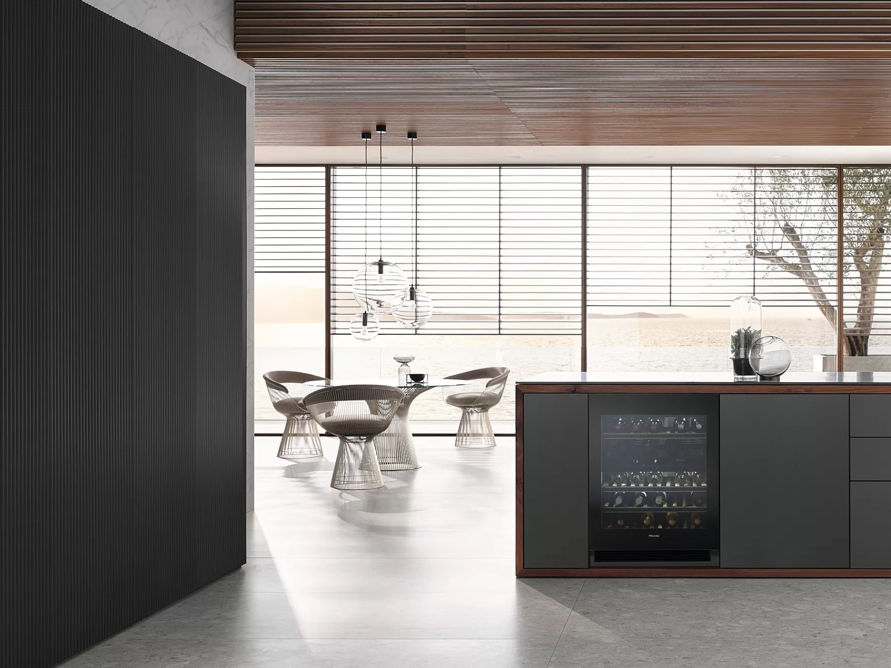 Miele Cantinetta Termoelettrica Elegante - Modello KWT 63 22 Unità di Conservazione per Vini con Design Moderno