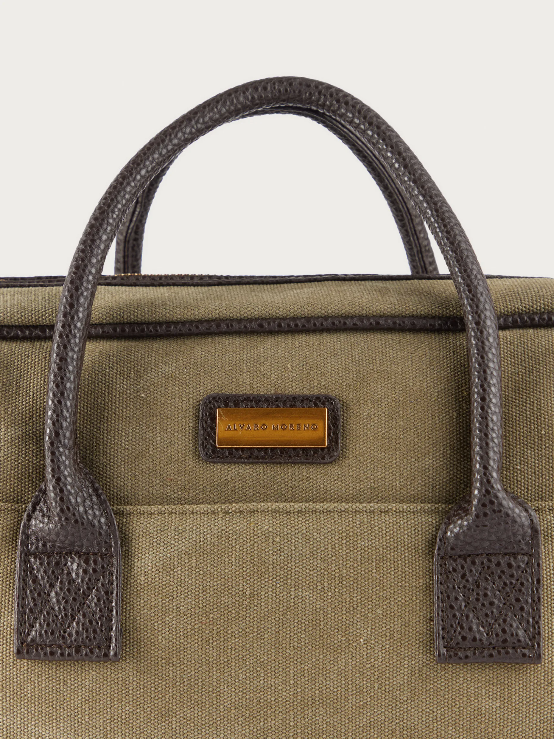 Valigetta Dante by Alvaro Moreno - Offerta Esclusiva con Design Elegante in Pelle Edizione Limitata