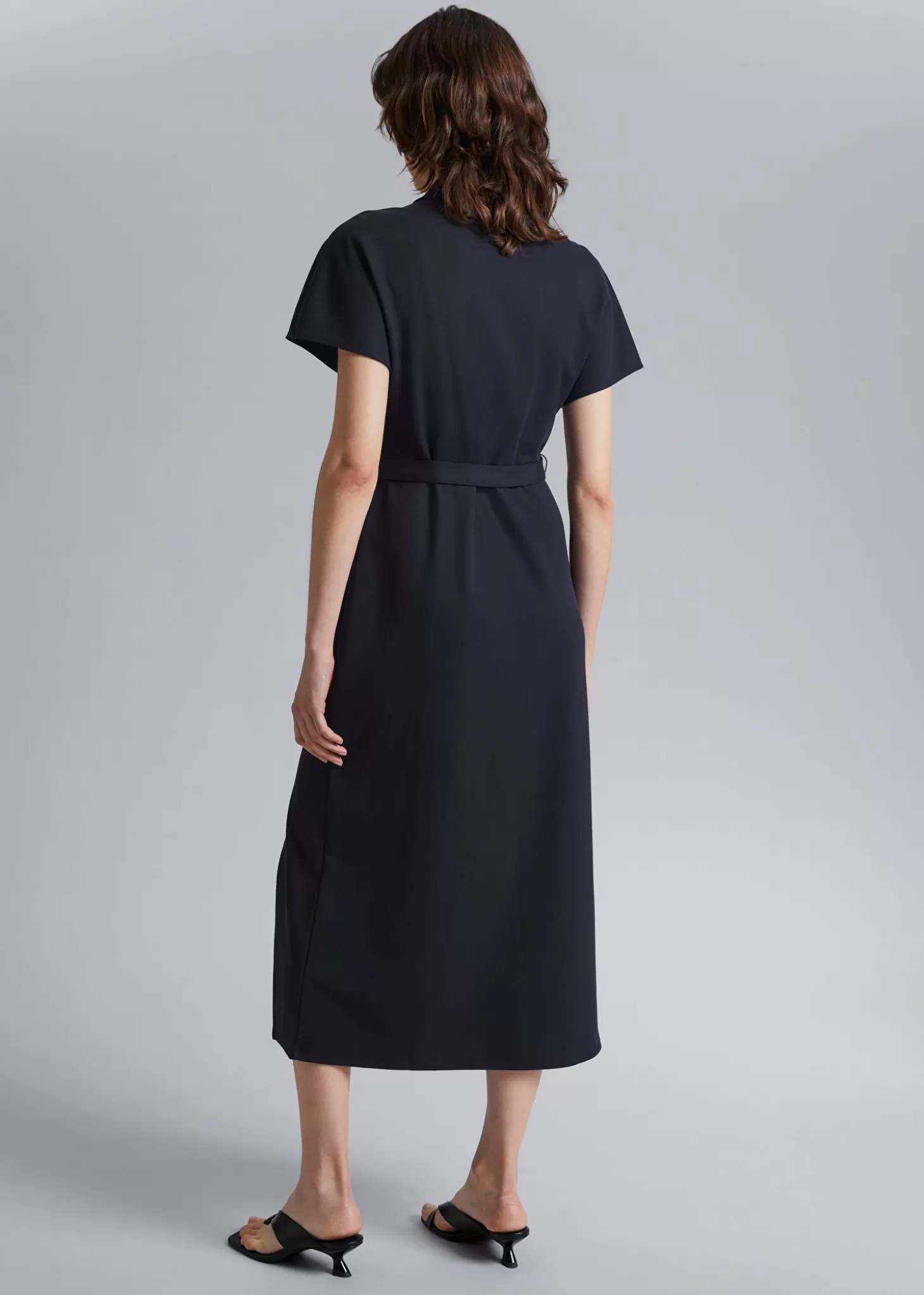 Vestito Polo Mid-Length & Other Stories - Blu Notte con Dettagli Minimalisti