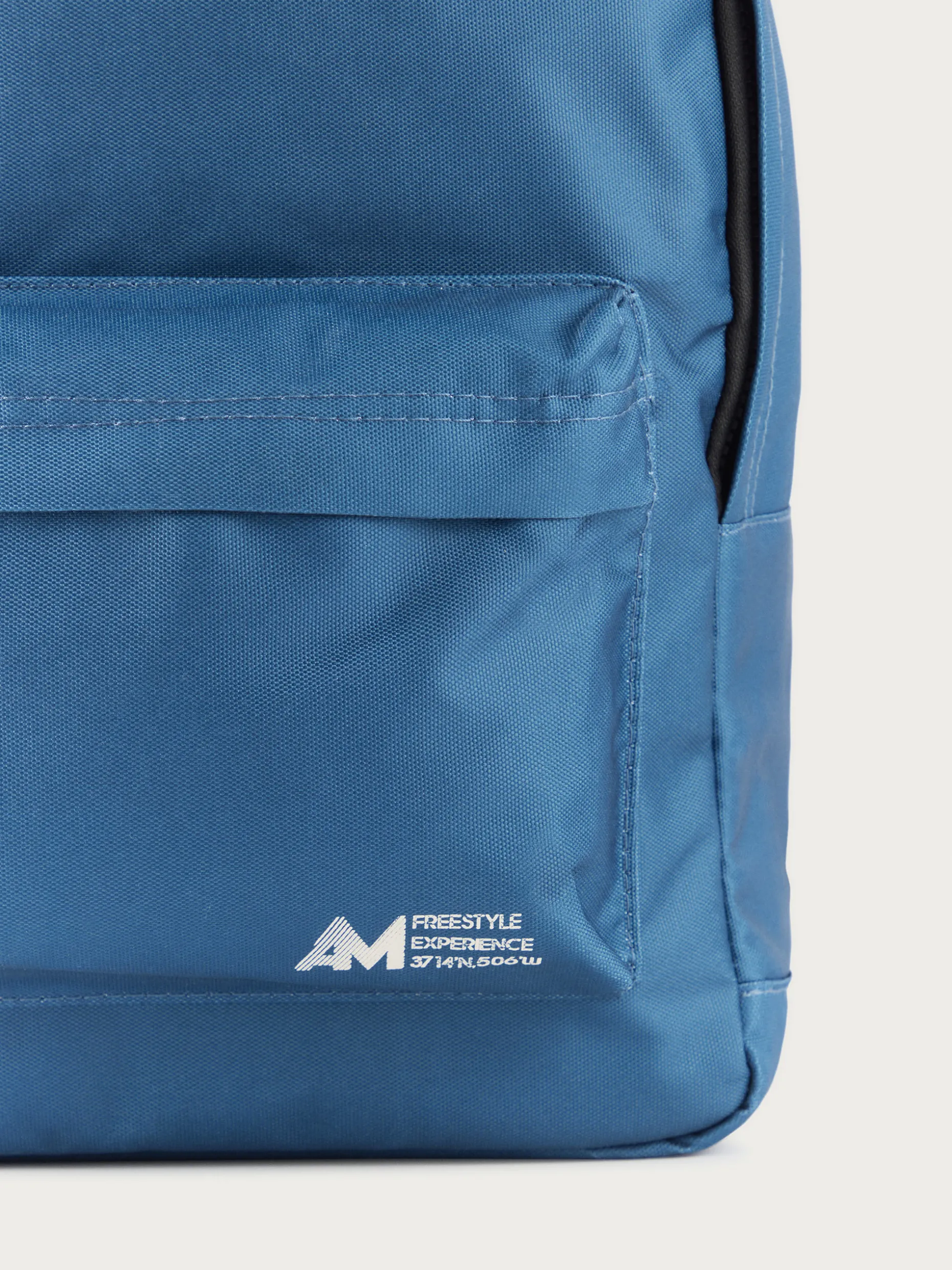 Zaino Guido - Design Moderno | Outlet Alvaro Moreno | Borsa Pratica con Stile Urbano