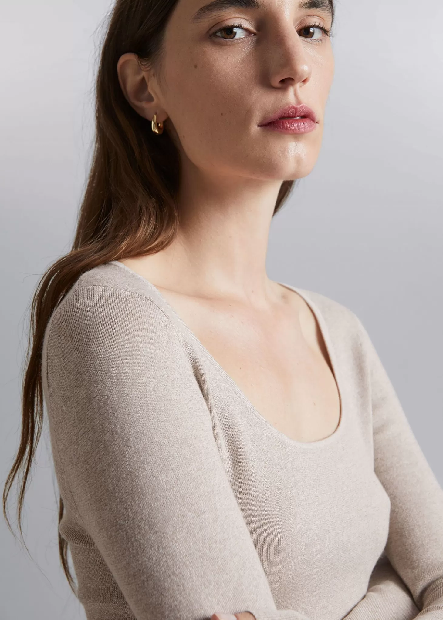Maglietta Elegante Scollatura Profonda Monteret - Sabbia Chiaro by Altri Racconti Collezione Primavera/Estate