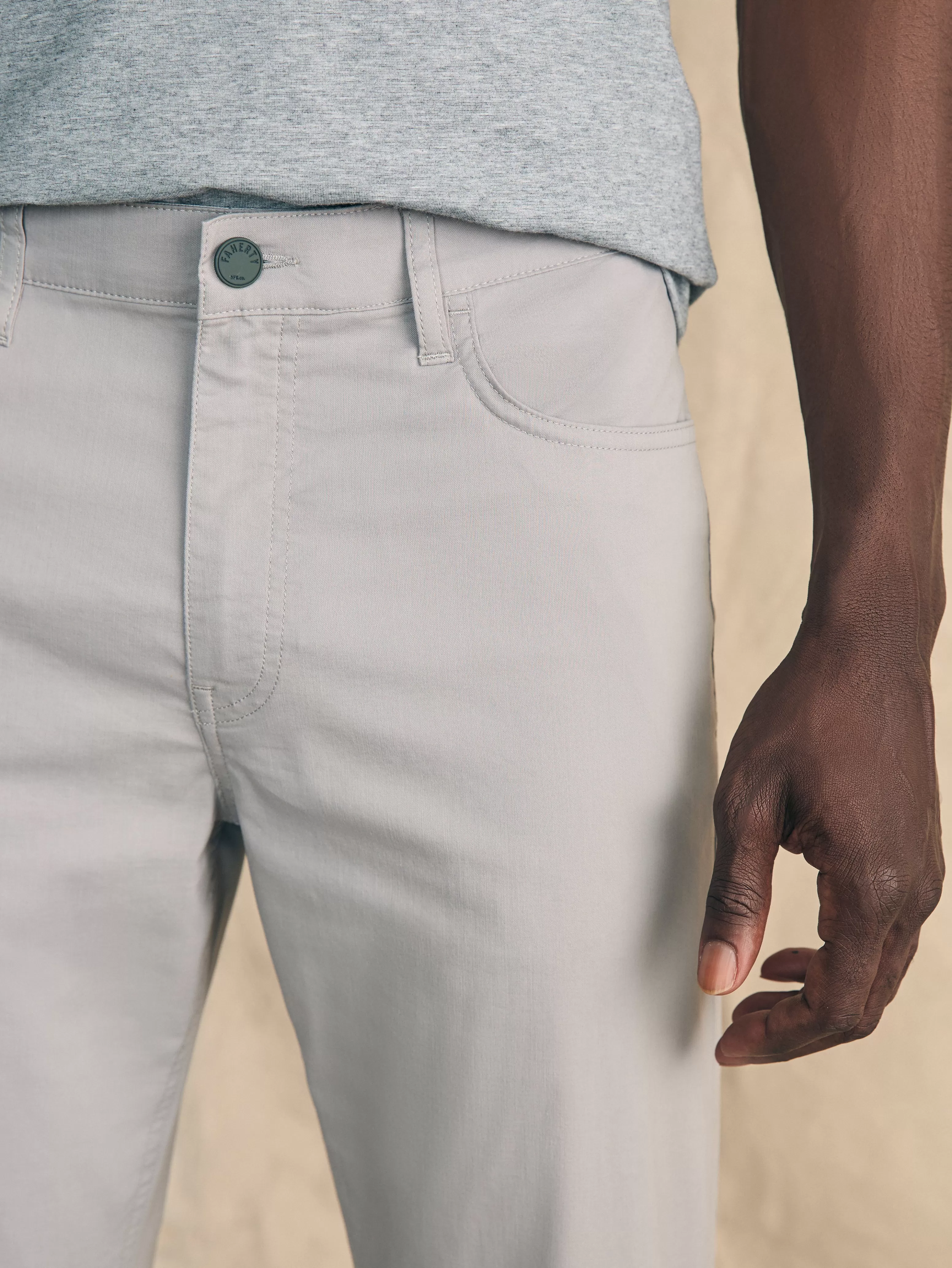 Pantaloni Uomo 5 Tasche Movement™ | Design Funzionale e Confortevole - Collezione Esclusiva Faherty