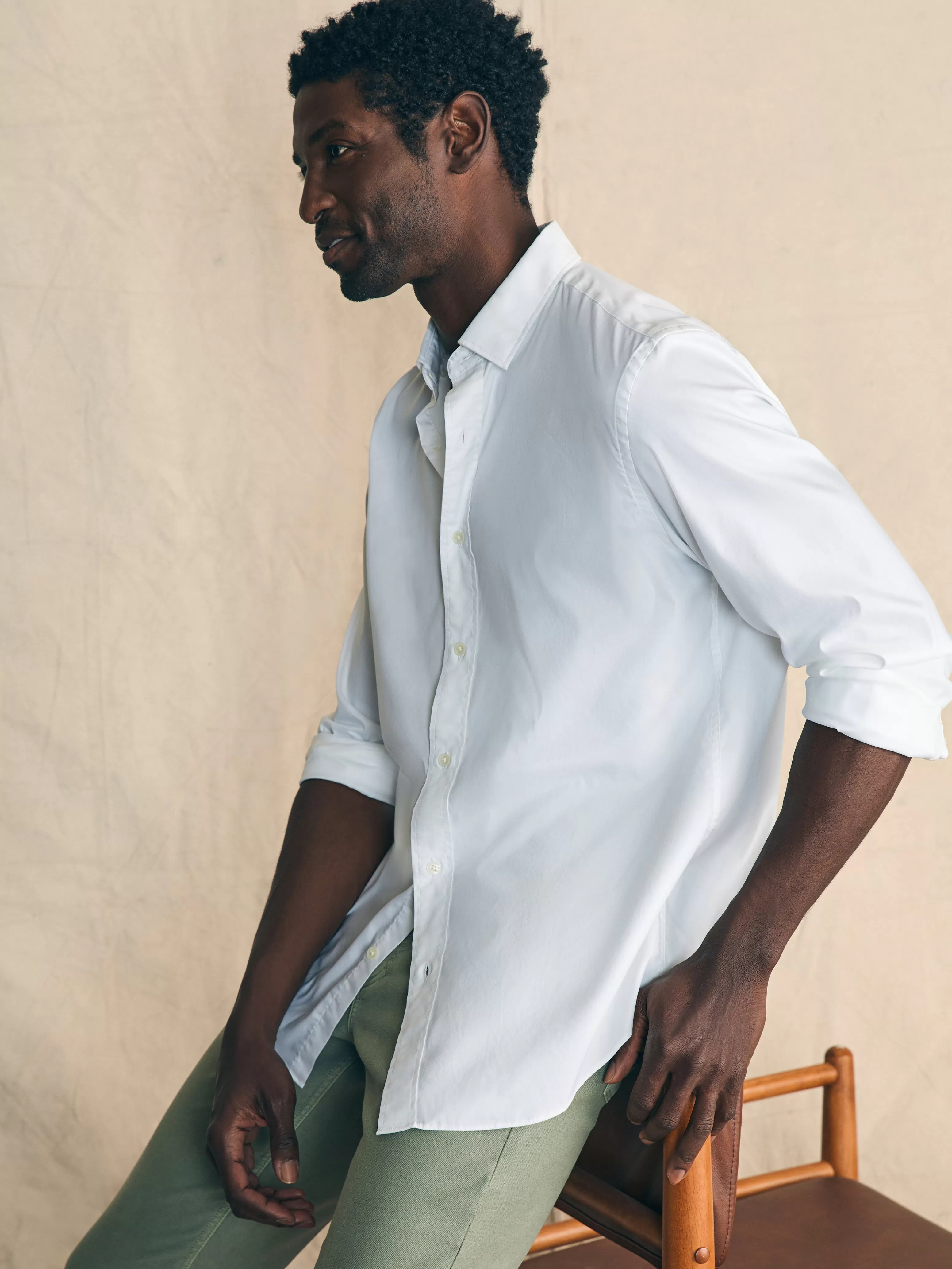 Camicia Movement™ con Taglio Classico - Confortevole e Stile Senza Tempo di Faherty 

(：