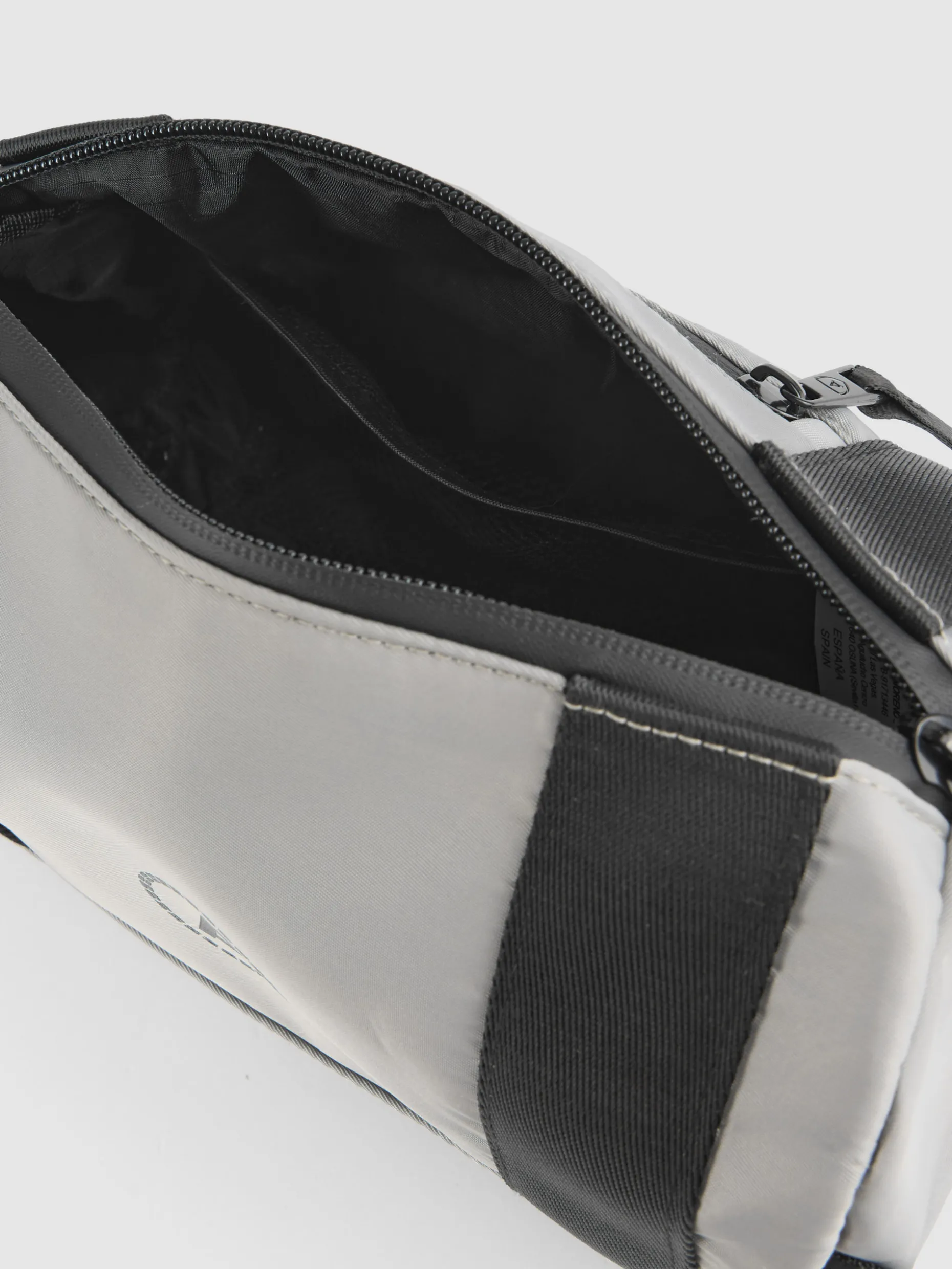 NECESER TECNO - Borsa Multifunzionale Alvaro Moreno | Design Essenziale & Stile Moderno | Novità 2023