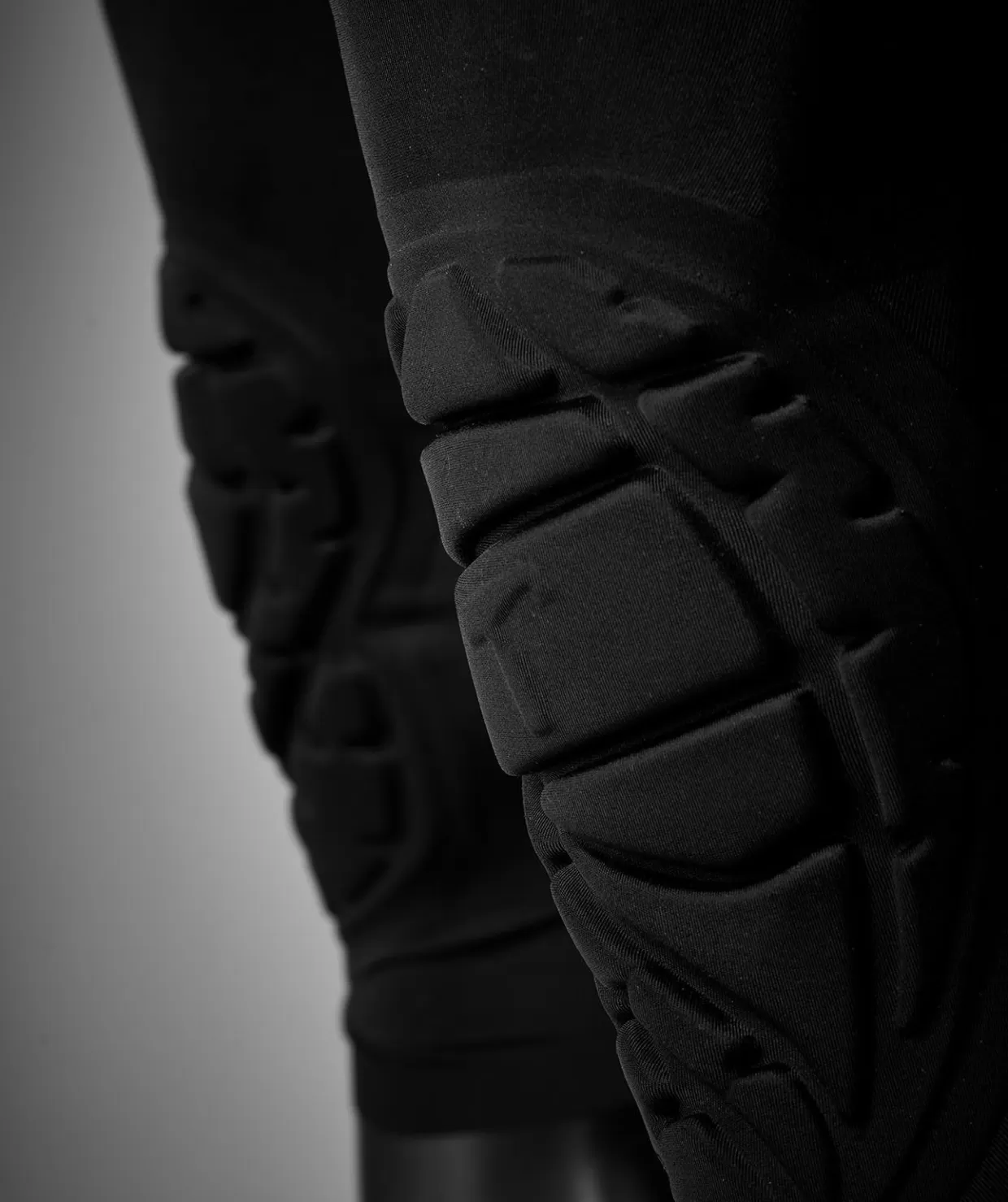Paracolpi T1TAN Pro - Ginocchiere Antiumidità con Rinforzo Ergonomico