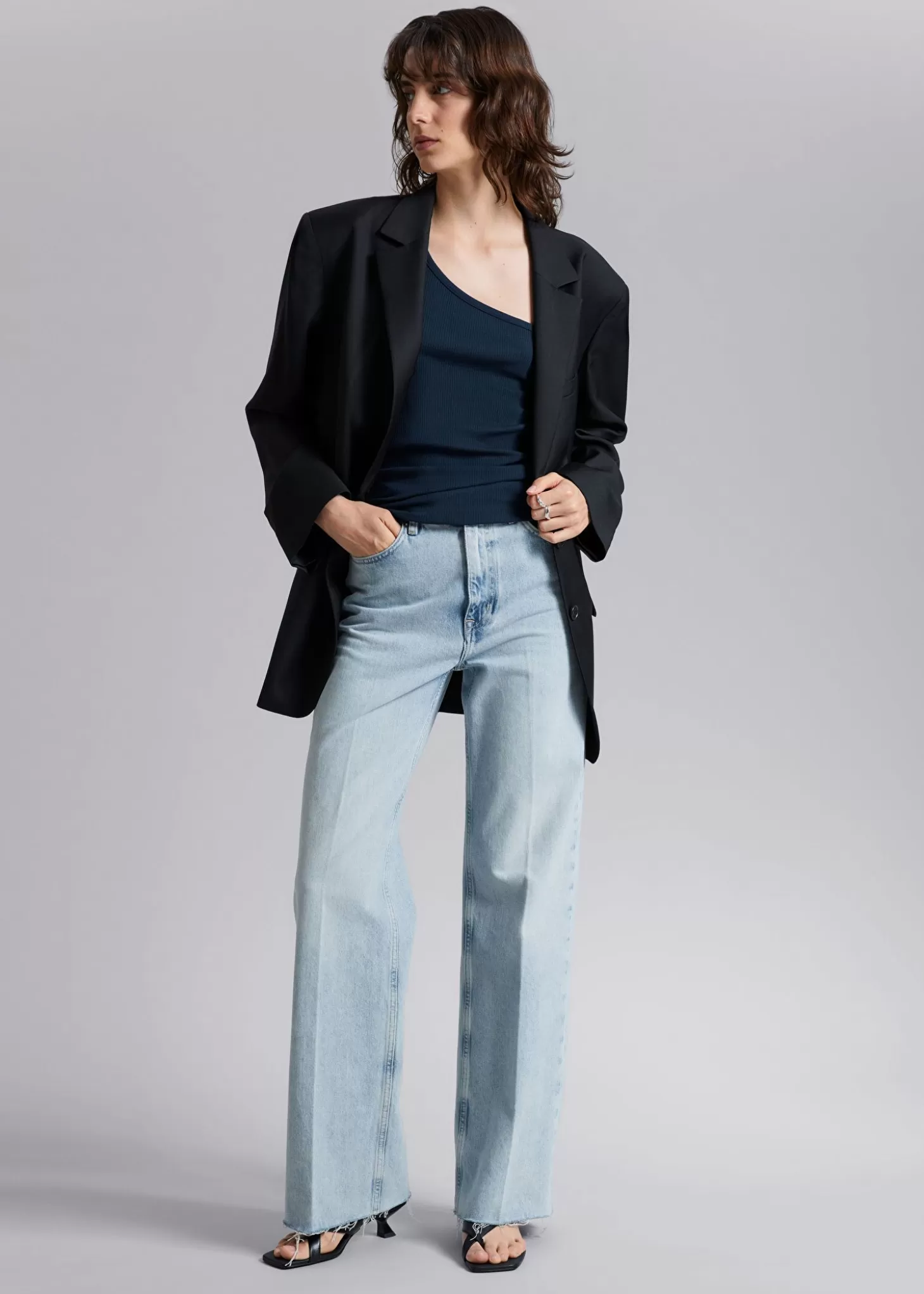 Maglia Asimmetrica con Scollo Avvolgente - Blu Notte di & Other Stories