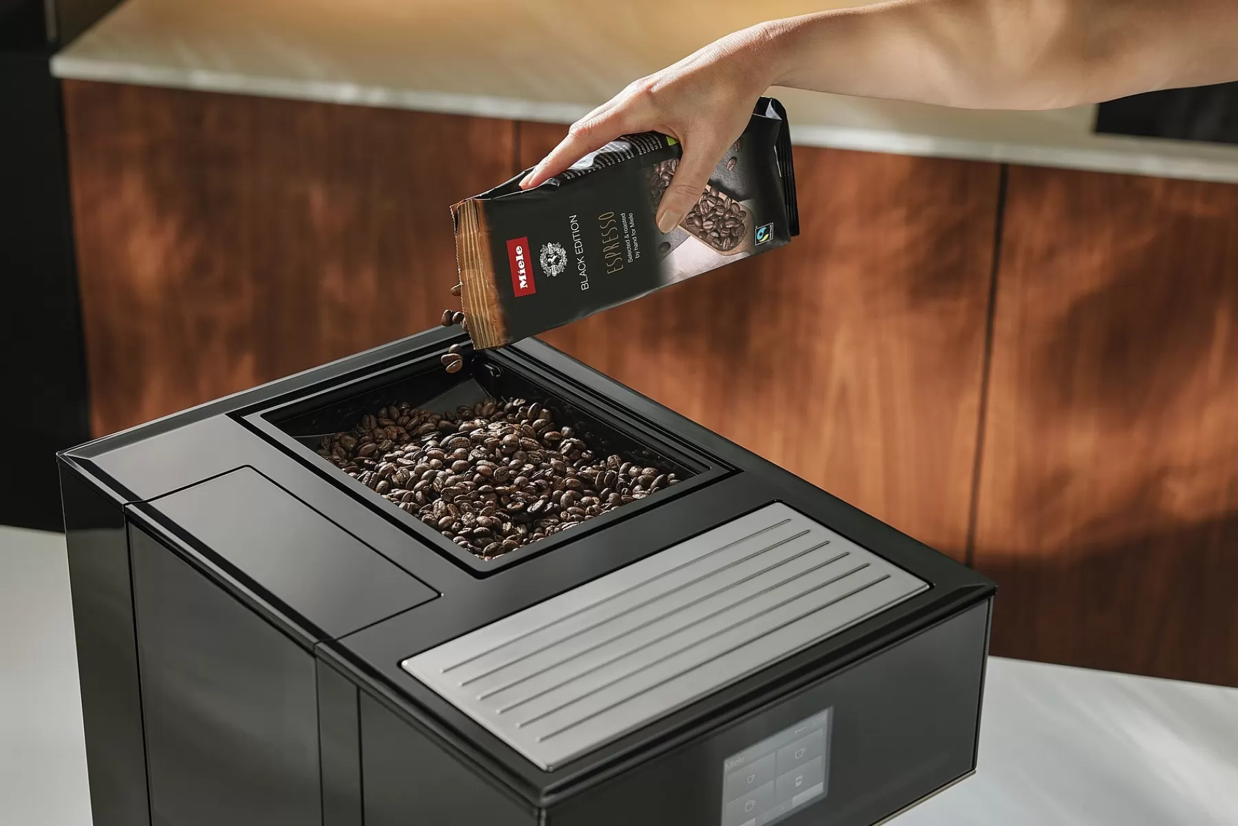 Miele Caffè: Espresso Artigianale Biologico - Aroma Intenso con Note di Miele | Miscela Premium 100% Arabica | Torrefazione Lenta per Cremosità Perfetta 🌟

（：、、、，，，）