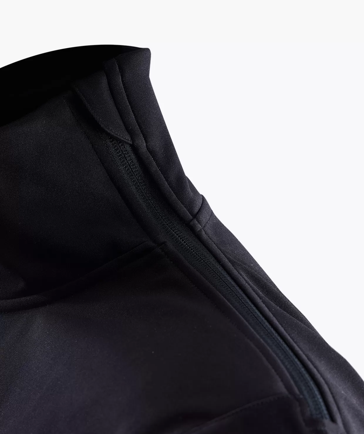 Giacca Sportiva T1-TAN Softshell - Tessuto Ortalon Ultrarespirabile per Allenamenti Dinamici con Design Ergonomico e Tenuta Termica Ottimale