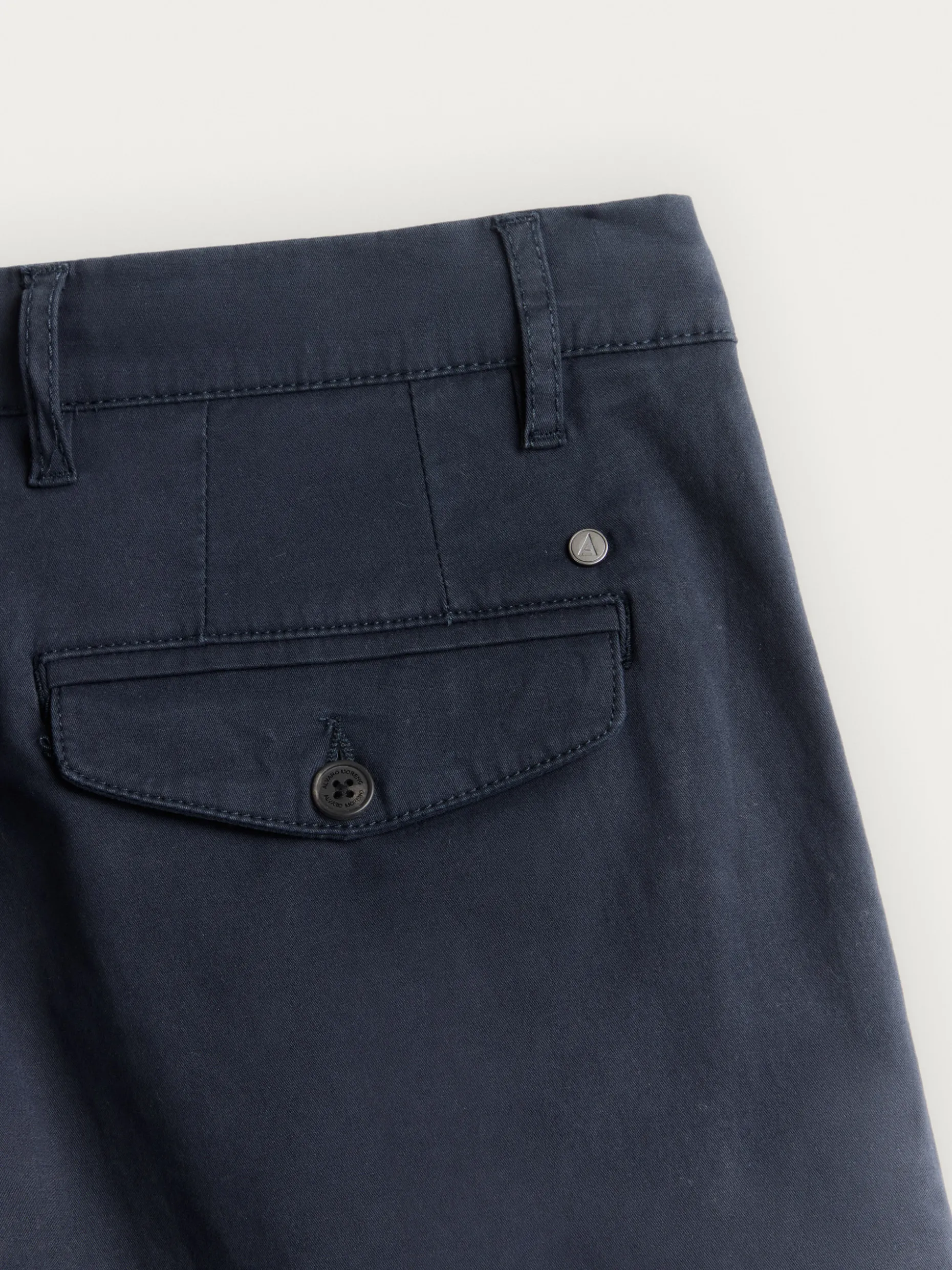 Pantaloni Uomo Buffalo Design Alvaro Moreno - Tessuto Premium con Sconto Flash fino al 60%