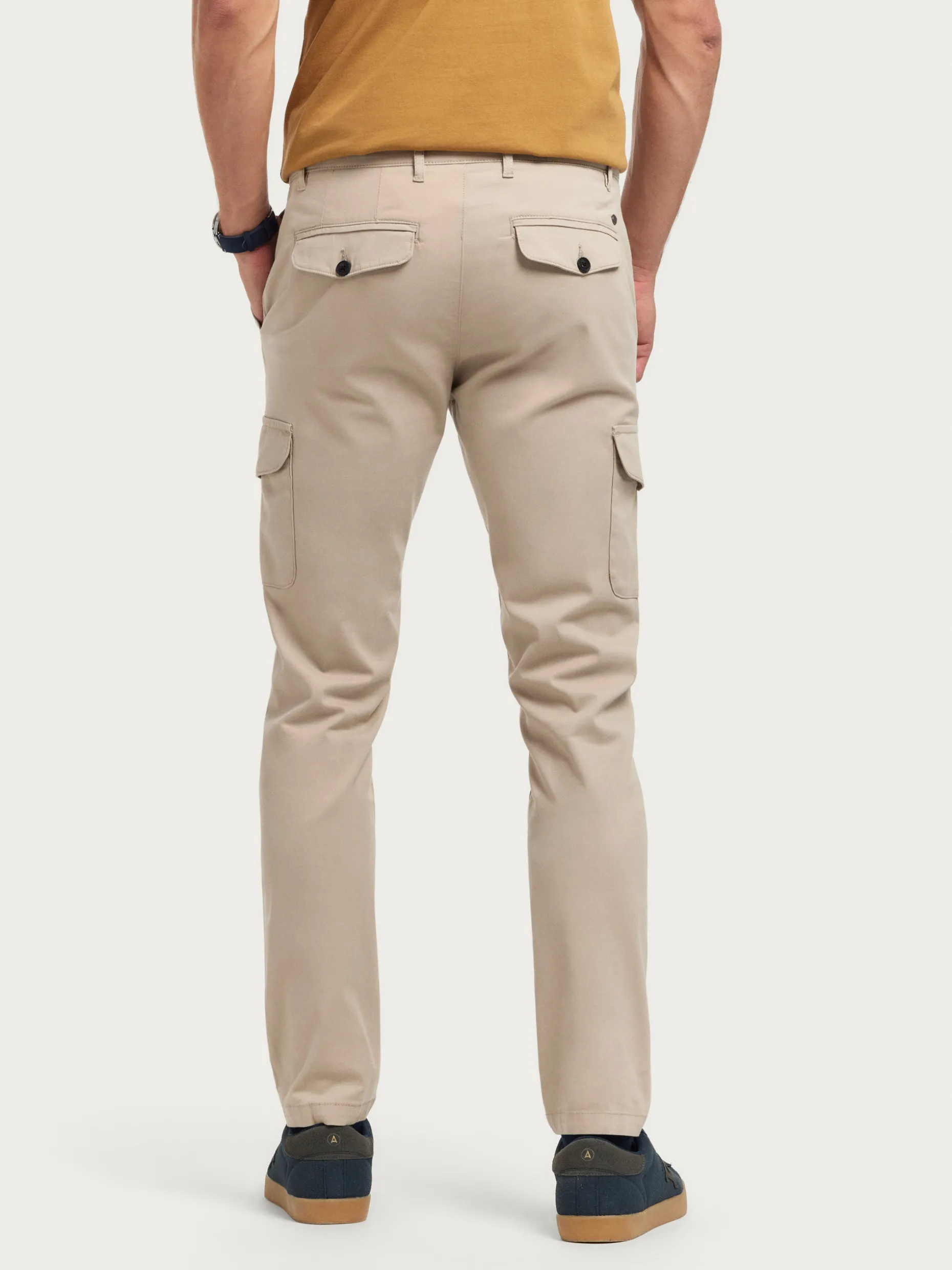Pantaloni Uomo Buffalo in Tessuto Premium - Offerta Speciale Alvaro Moreno Edizione Limitata