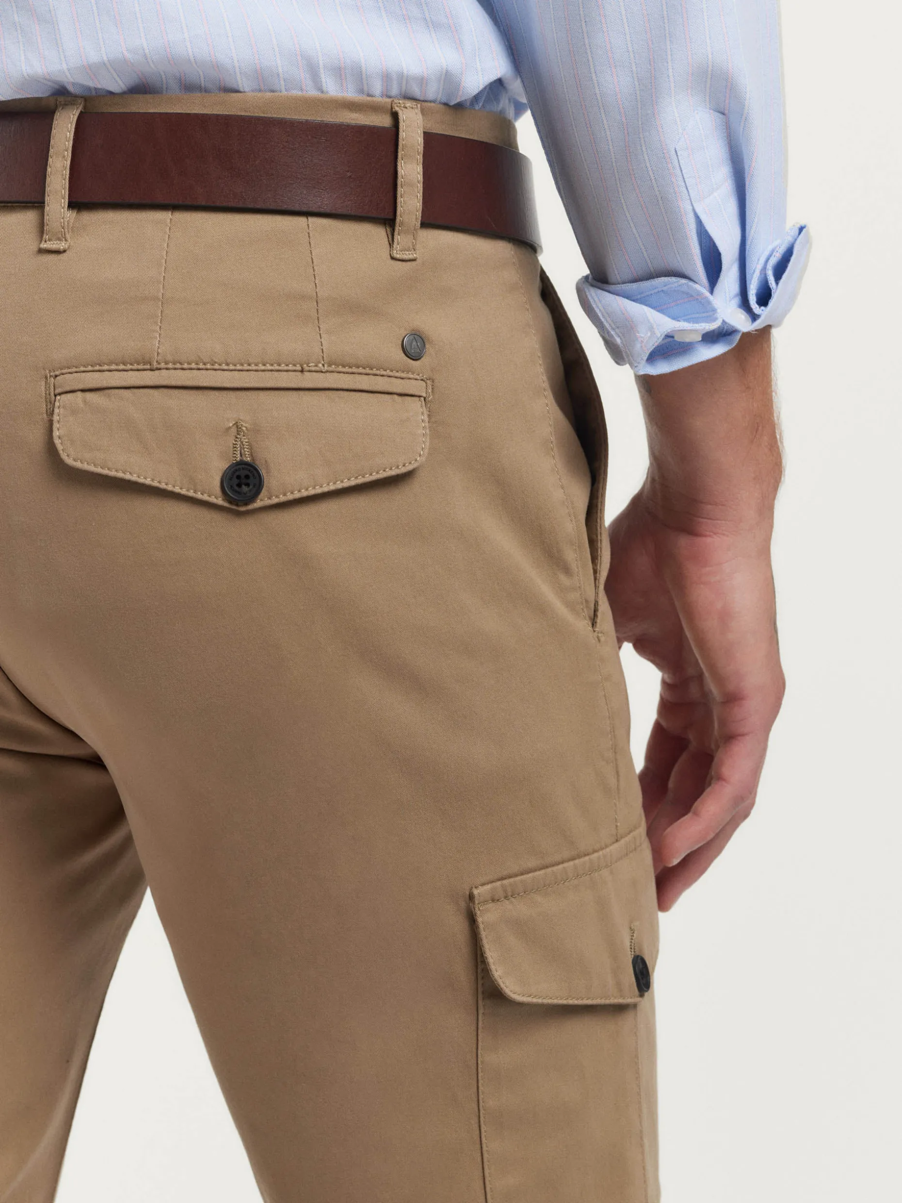 Pantaloni Buffalo Uomo - Design Moderno e Confortevole | Collezione Esclusiva Alvaro Moreno