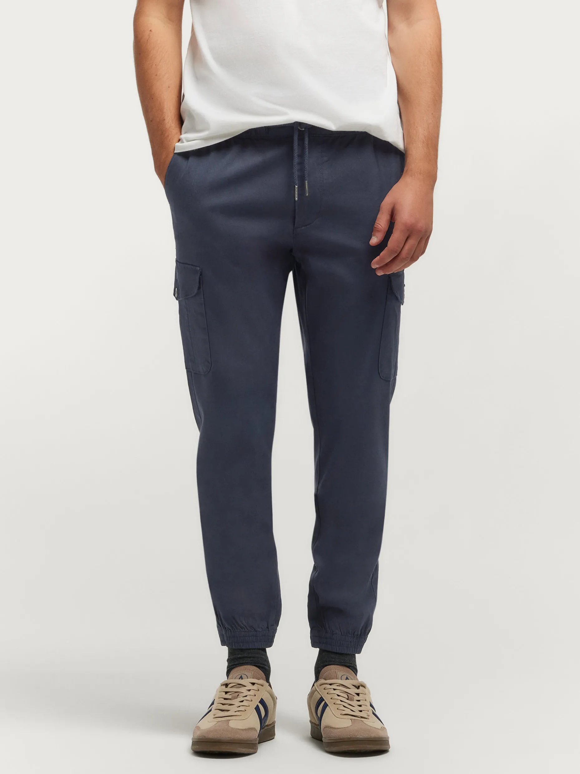 Pantaloni Uomo Bufford by Alvaro Moreno - Modello Classico Comfort Moderno in Tessuto Premium, Design Elegante per Stile Quotidiano, Disponibile Presso il Nostro Outlet Esclusivo Confezione di Qualità Superiore
