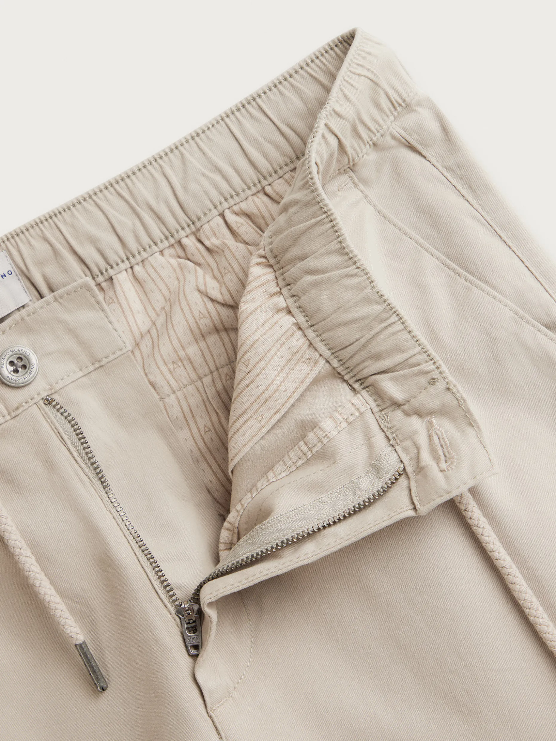 PANTALONI BUFFORD Stile Urban - Design Esclusivo Alvaro Moreno, Trama Moderna e Confortevole per Look All-Day