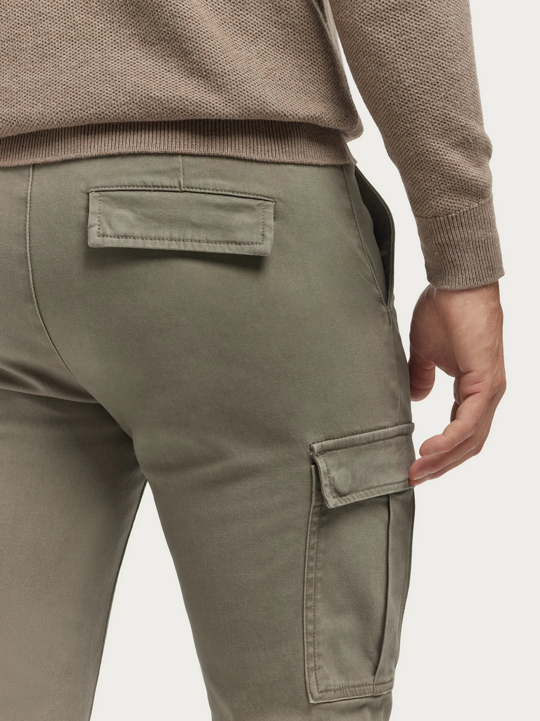 Pantaloni Cargo Uomo Elasticizzati - Tasche Multifunzionali, Stile Urbano Confortevole (Design Elvis) by Álvaro Moreno Hot