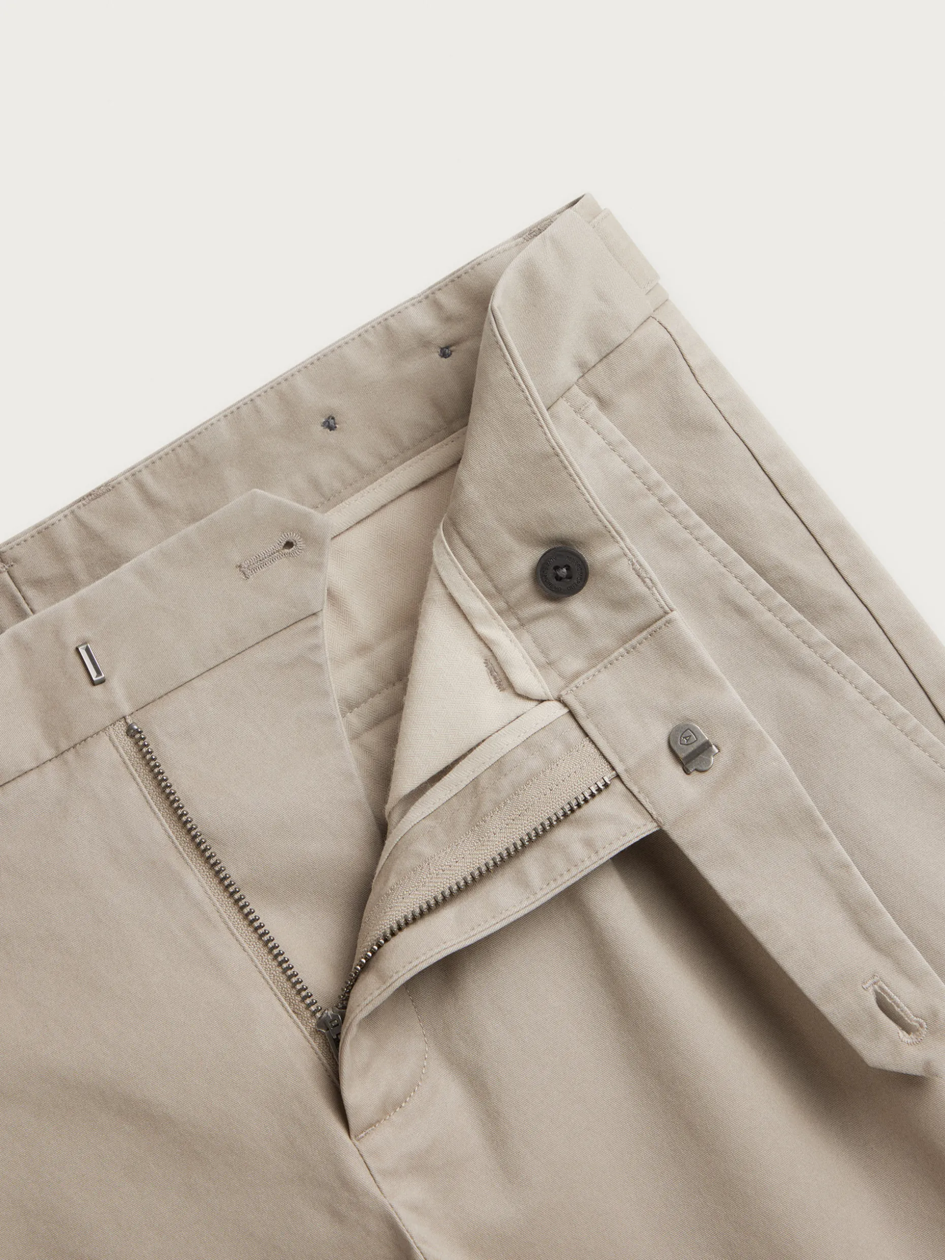 Pantaloni Carrot Fit Slim - Saldi Express di Alvaro Moreno | Comodi e Stilosi, Offerta Valida 24 Ore